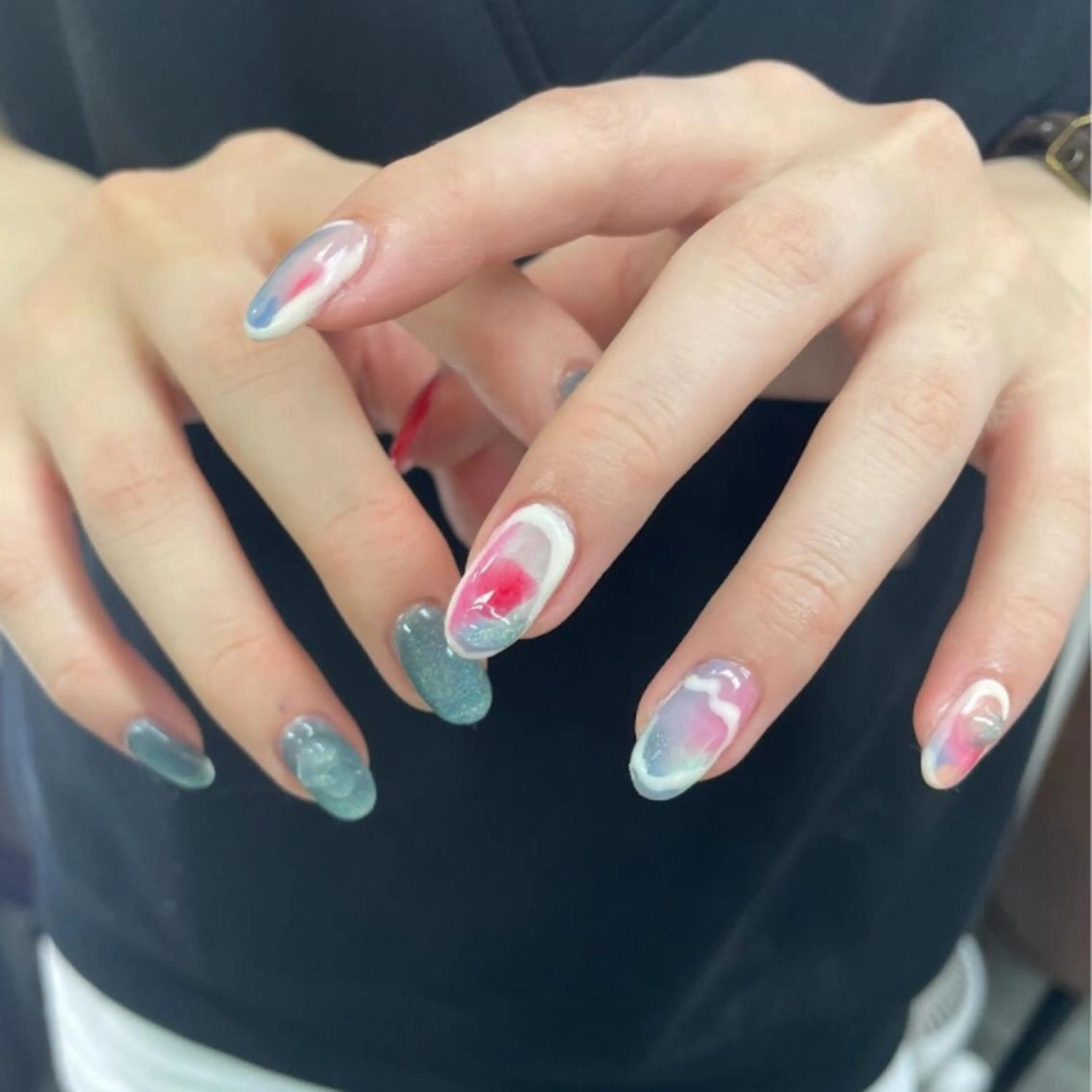 ネイル アートネイル ジェルネイル マグネットネイル ニュアンスネイル スカルプネイル nailstudio eviz新宿店のネイルデザイン