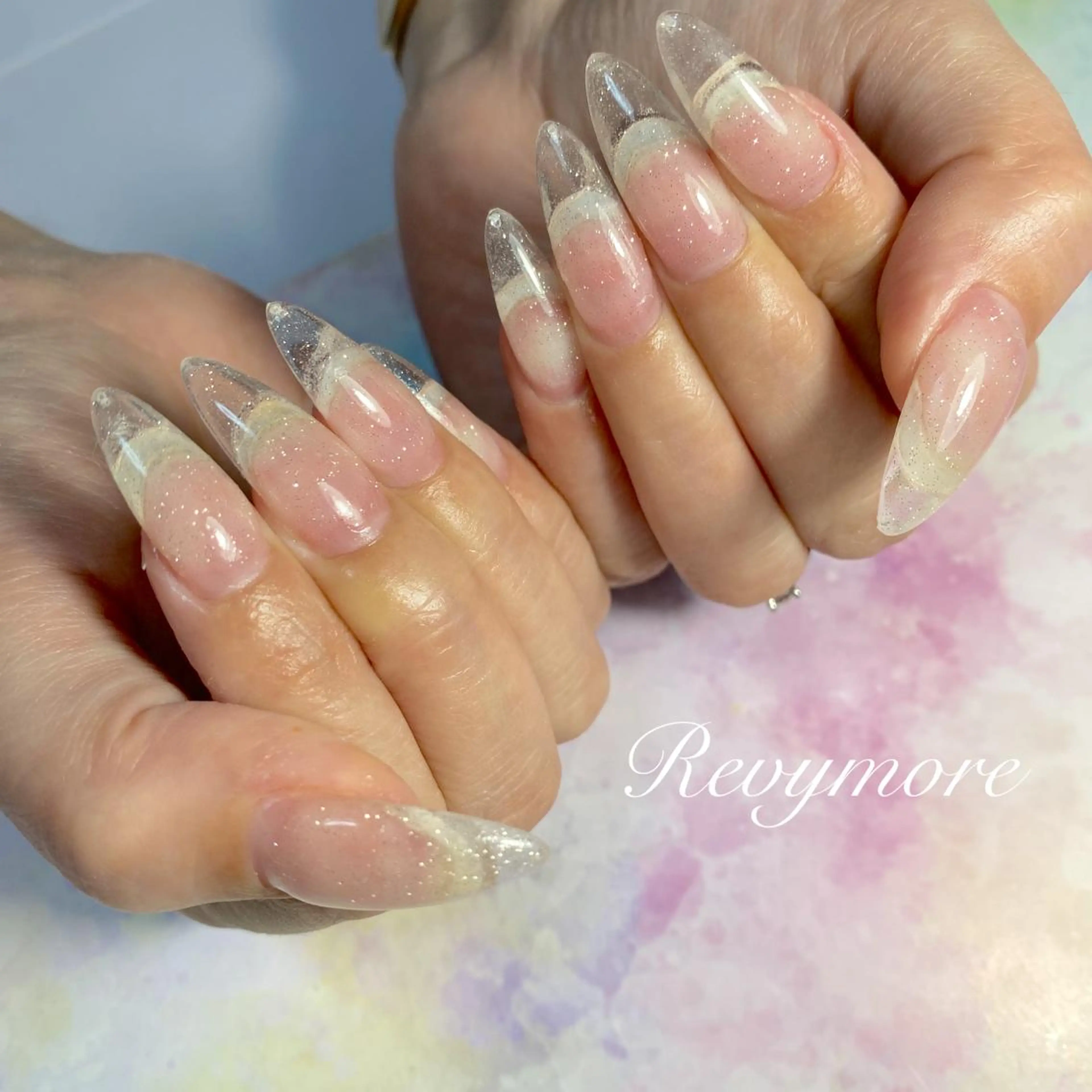 ミディアム ネイル 韓国風ヘア クリアネイル ジェルネイル キラキラネイル 韓国ネイル nail salon Revymore所属・nail salon Revymoreのネイルデザイン