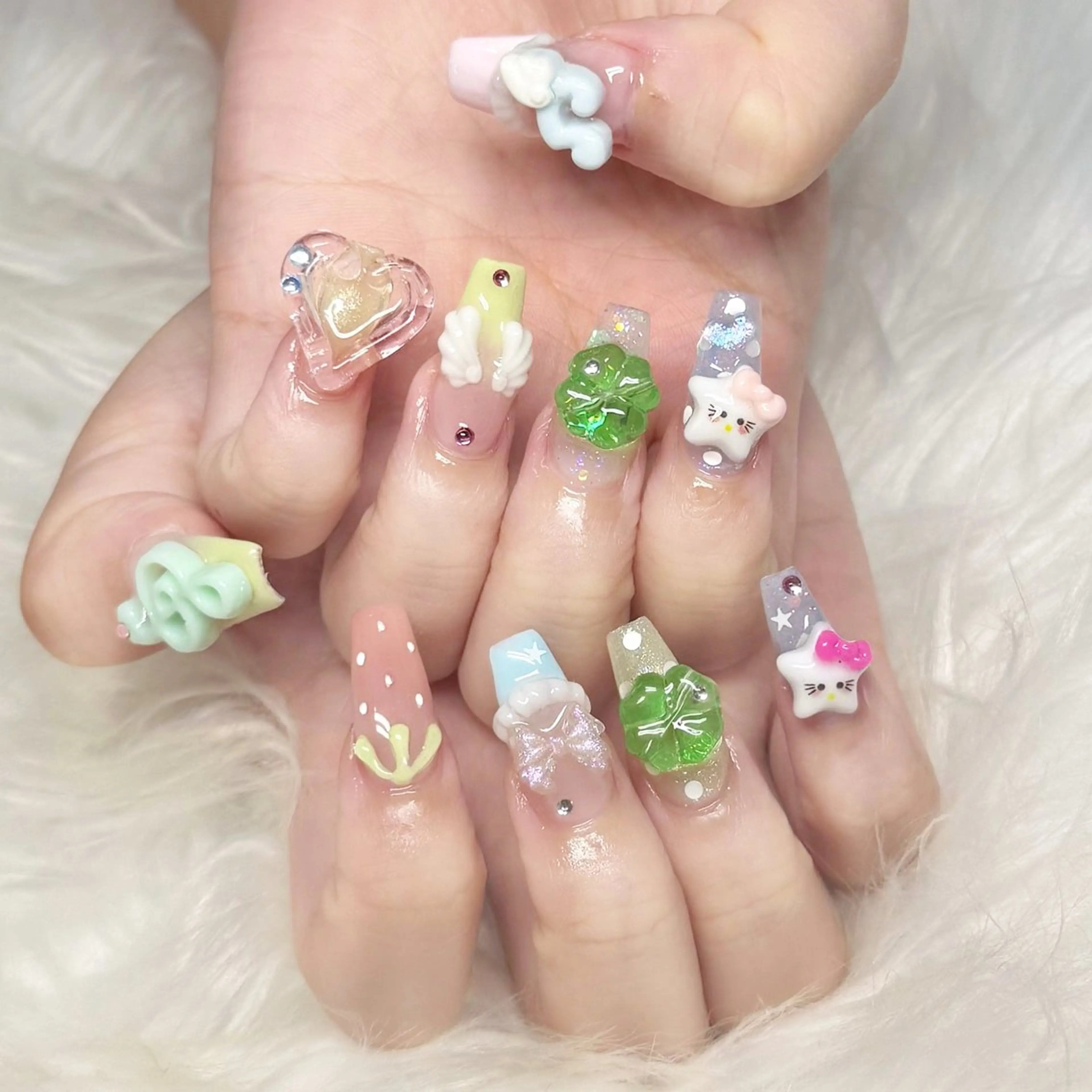ネイル ハンドネイル 🍁nail. kaede🍁のネイルデザイン
