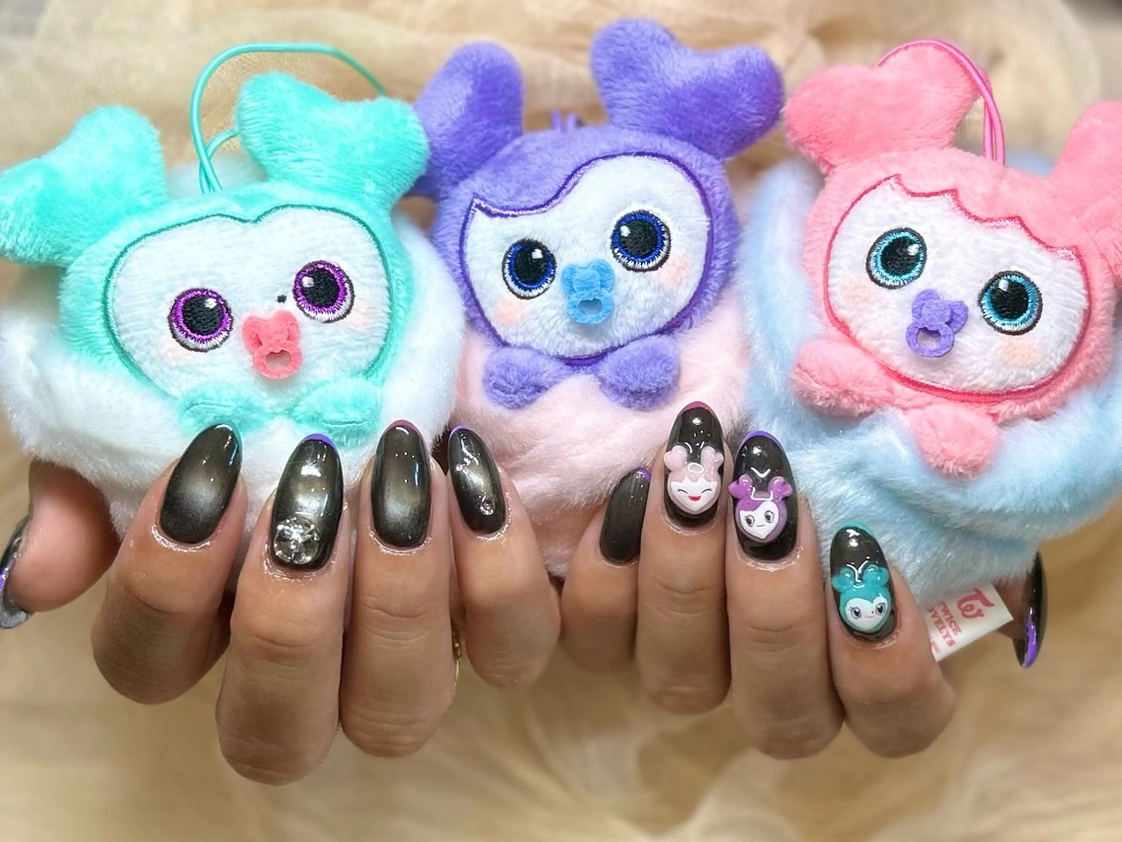 ネイル ハンドネイル amour 平塚所属・amour 平塚店のネイルデザイン