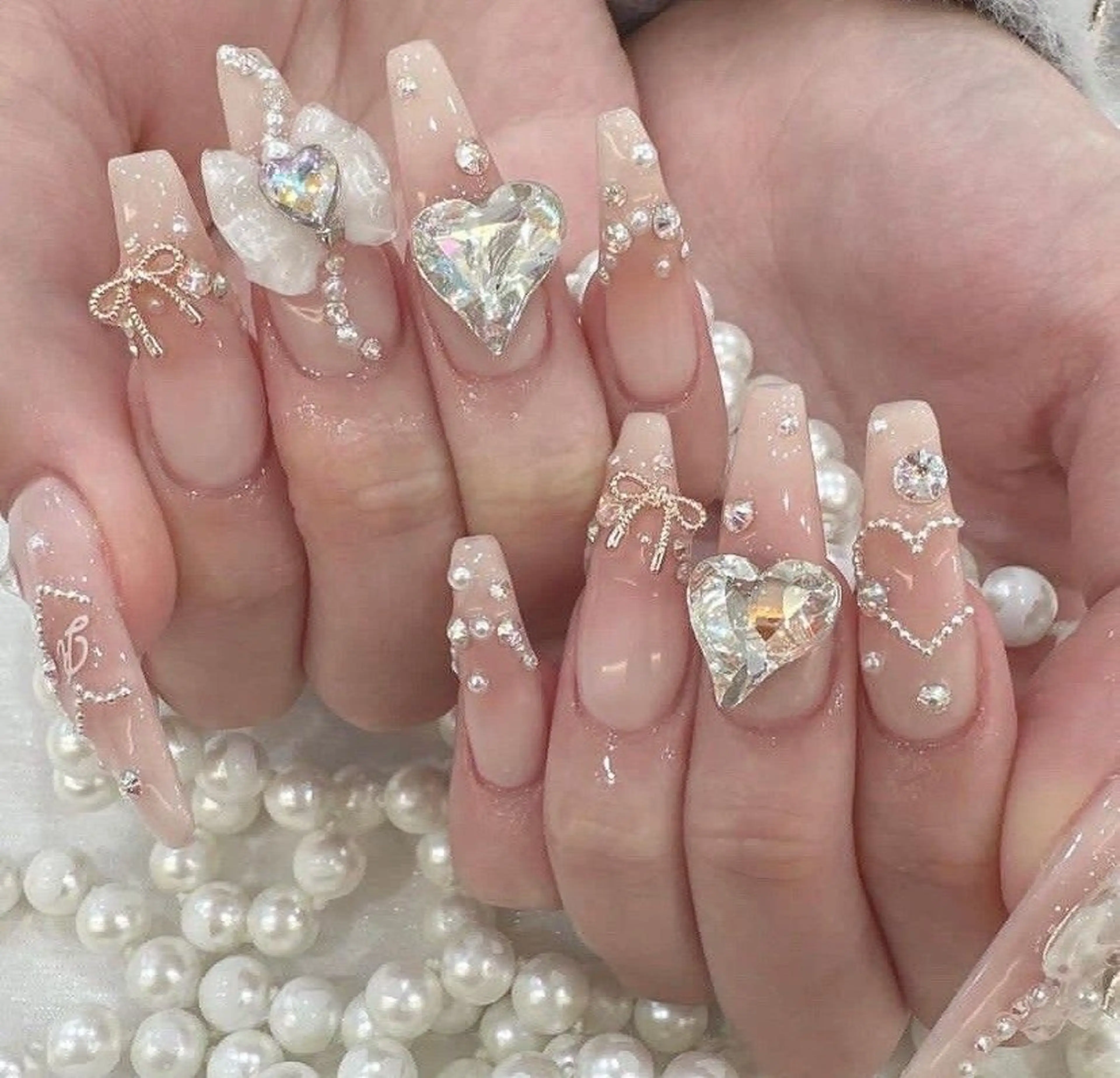 ネイル グラデーション ラメ(グリッター) マグネットネイル ミラーネイル ニュアンスネイル ハンドネイル Lumi de nails所属・Lumi de nailsのネイルデザイン