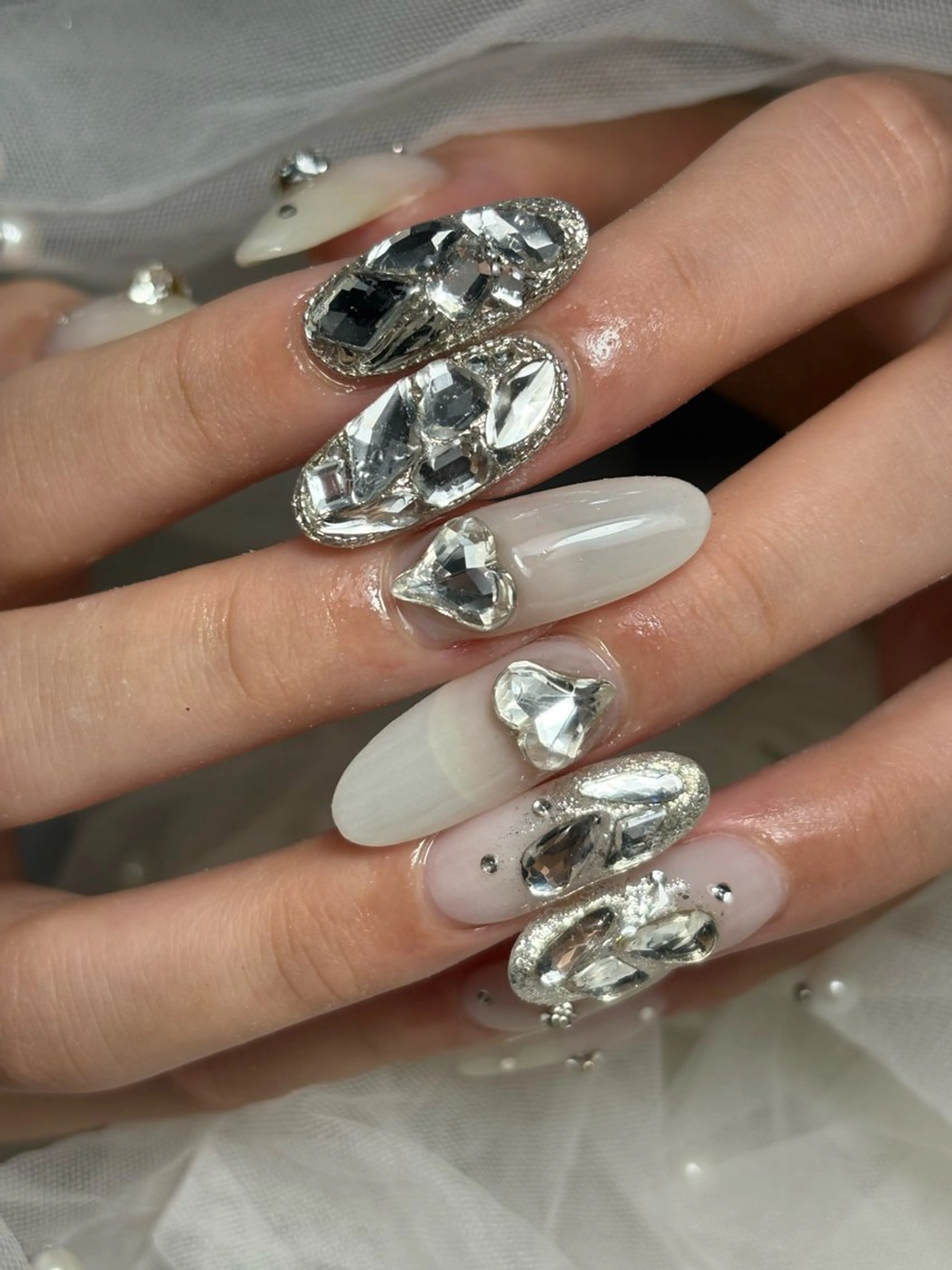 ネイル ハンドネイル フットネイル ✴︎ Delightのネイルデザイン