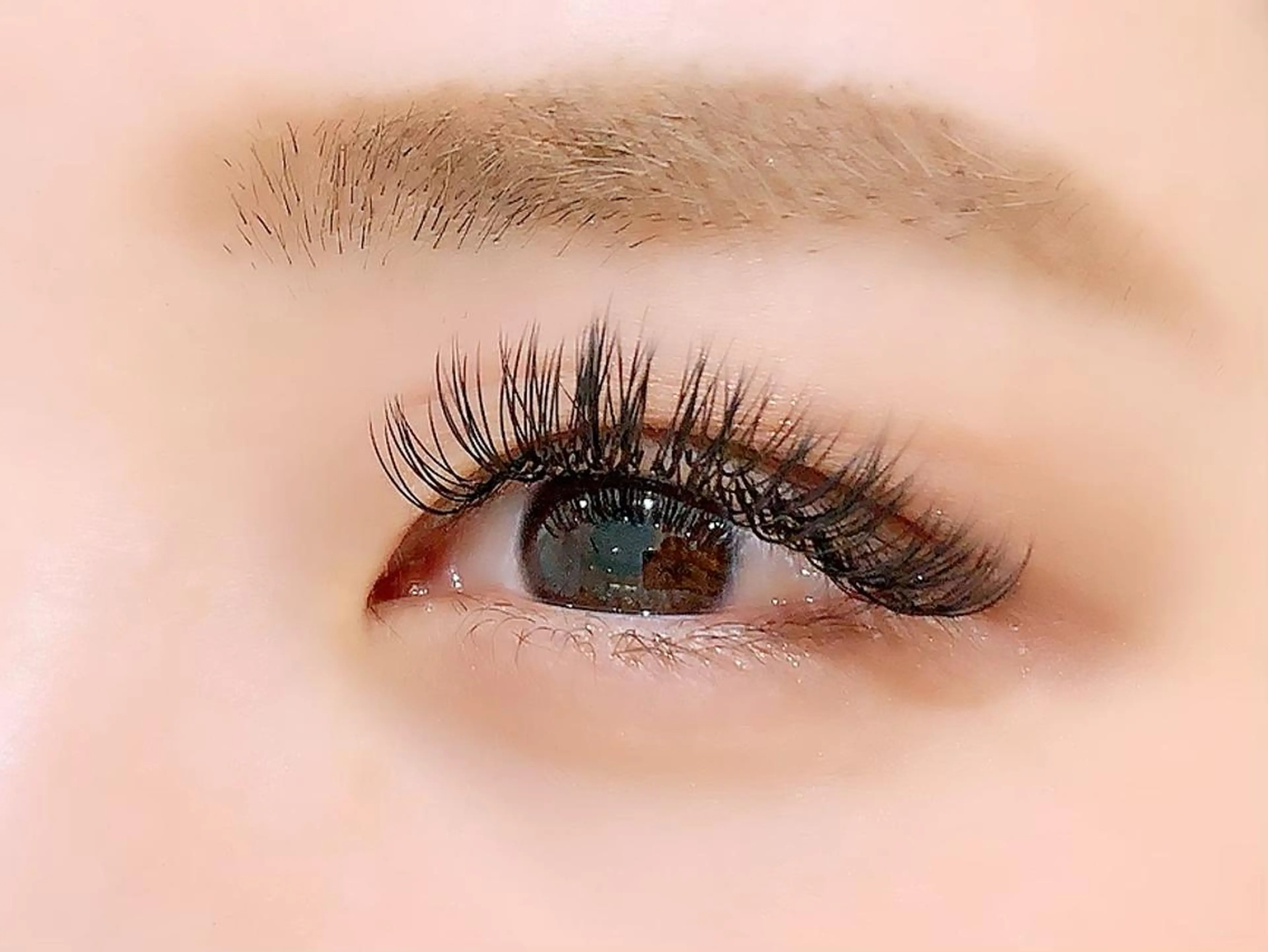 マツエク・マツパ YELLIO所属・YELLIO (エーリオ)のマツエク・マツパデザイン