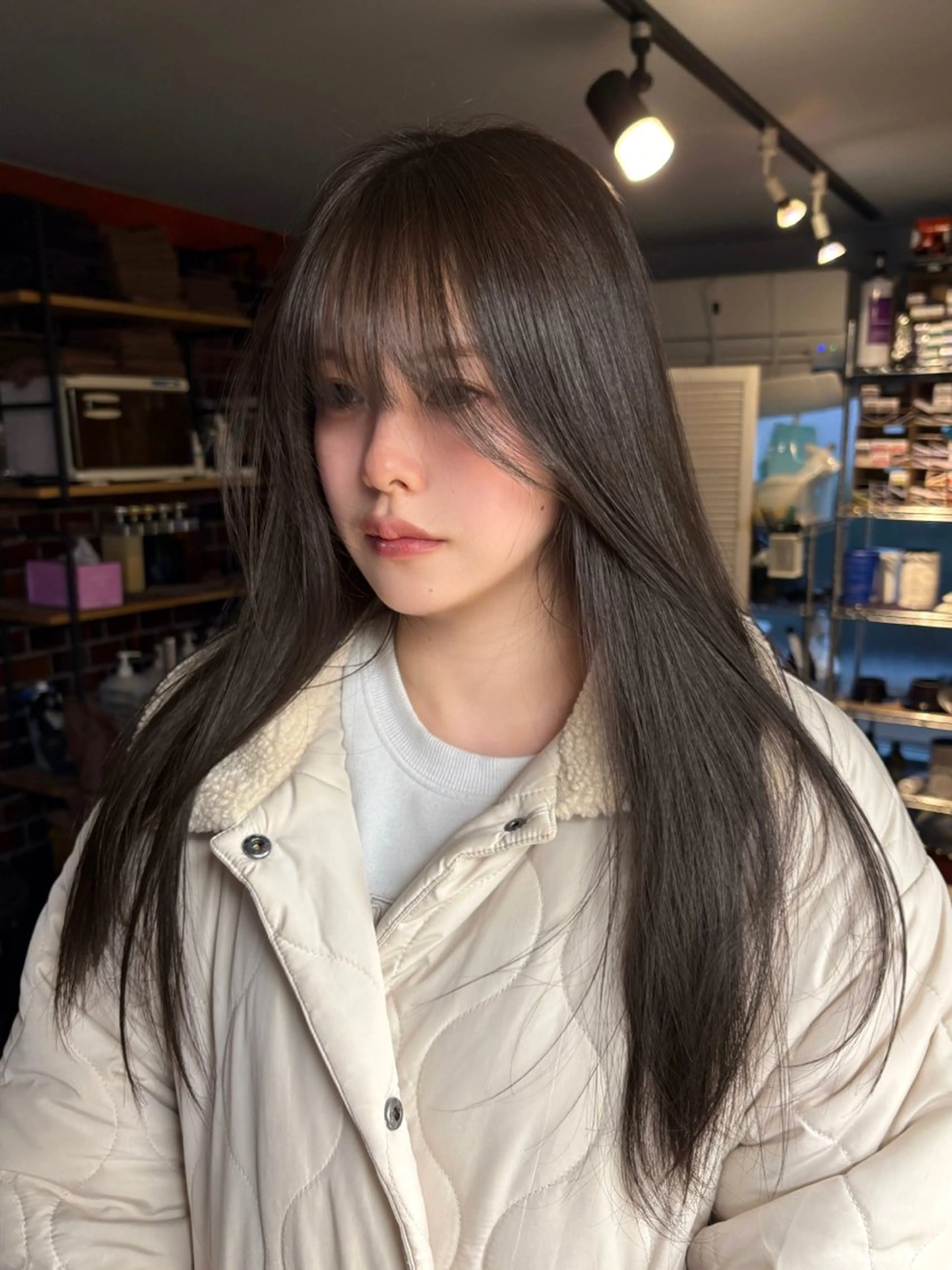 ロング カラー 透明感カラー オリーブカラー Gigi 代々木所属・りこ 11/4空きありのヘアスタイル