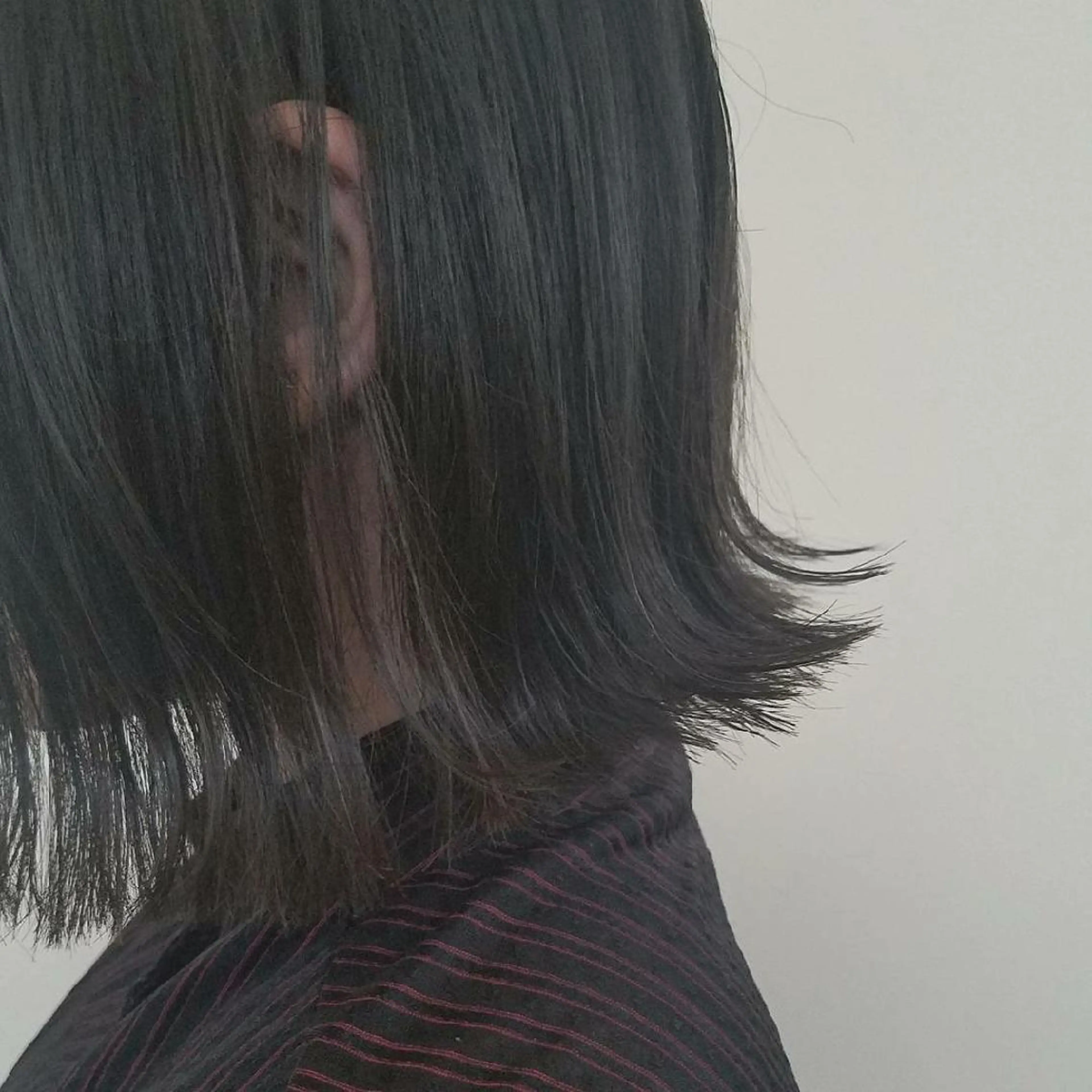 ショート カラー ネイル マツエク・マツパ ダークグレー ハイライトカラー ハイライト iplus まつげ、眉毛、耳つぼのマツエク・マツパデザイン