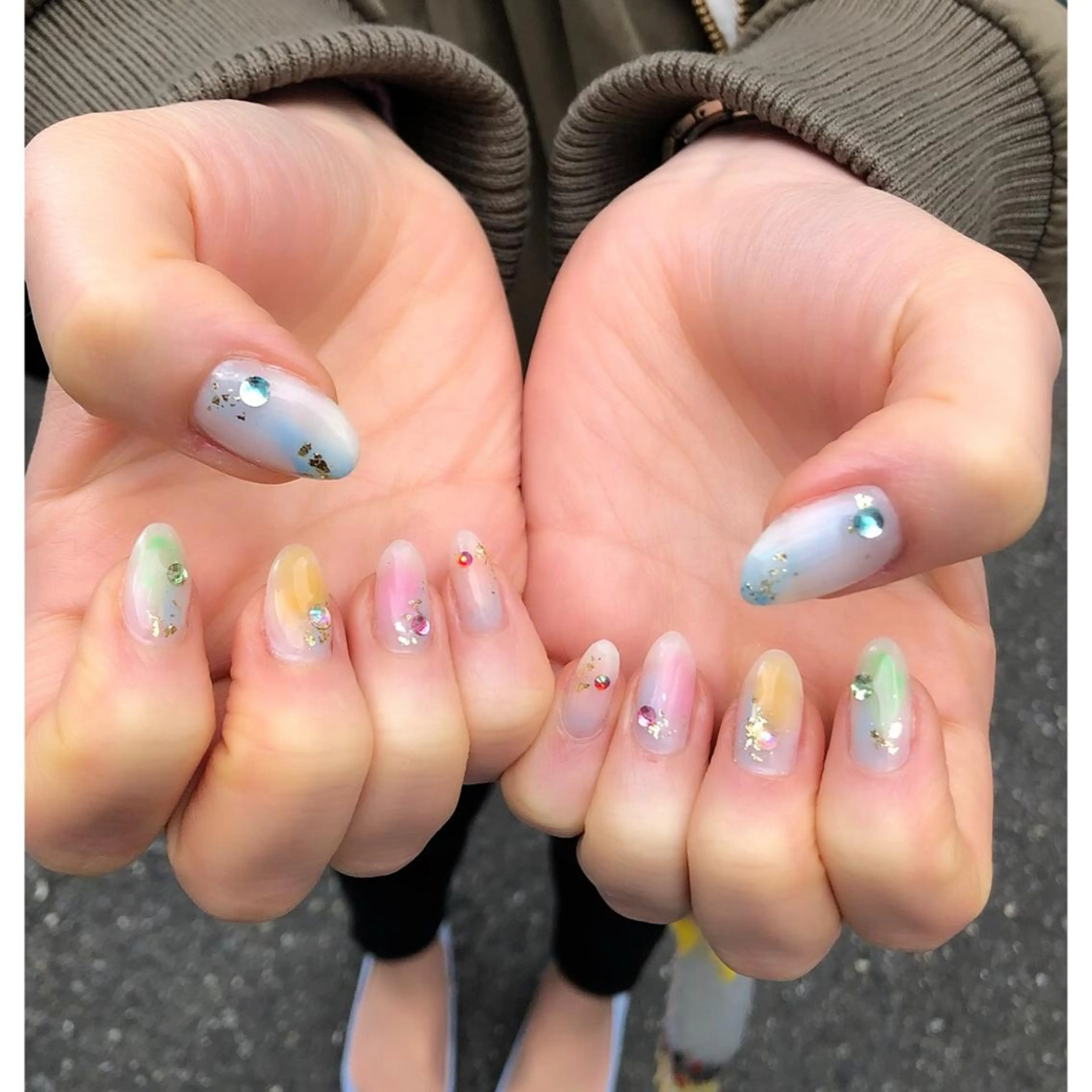 ネイル ハンドネイル 中谷 亜佑美のネイルデザイン