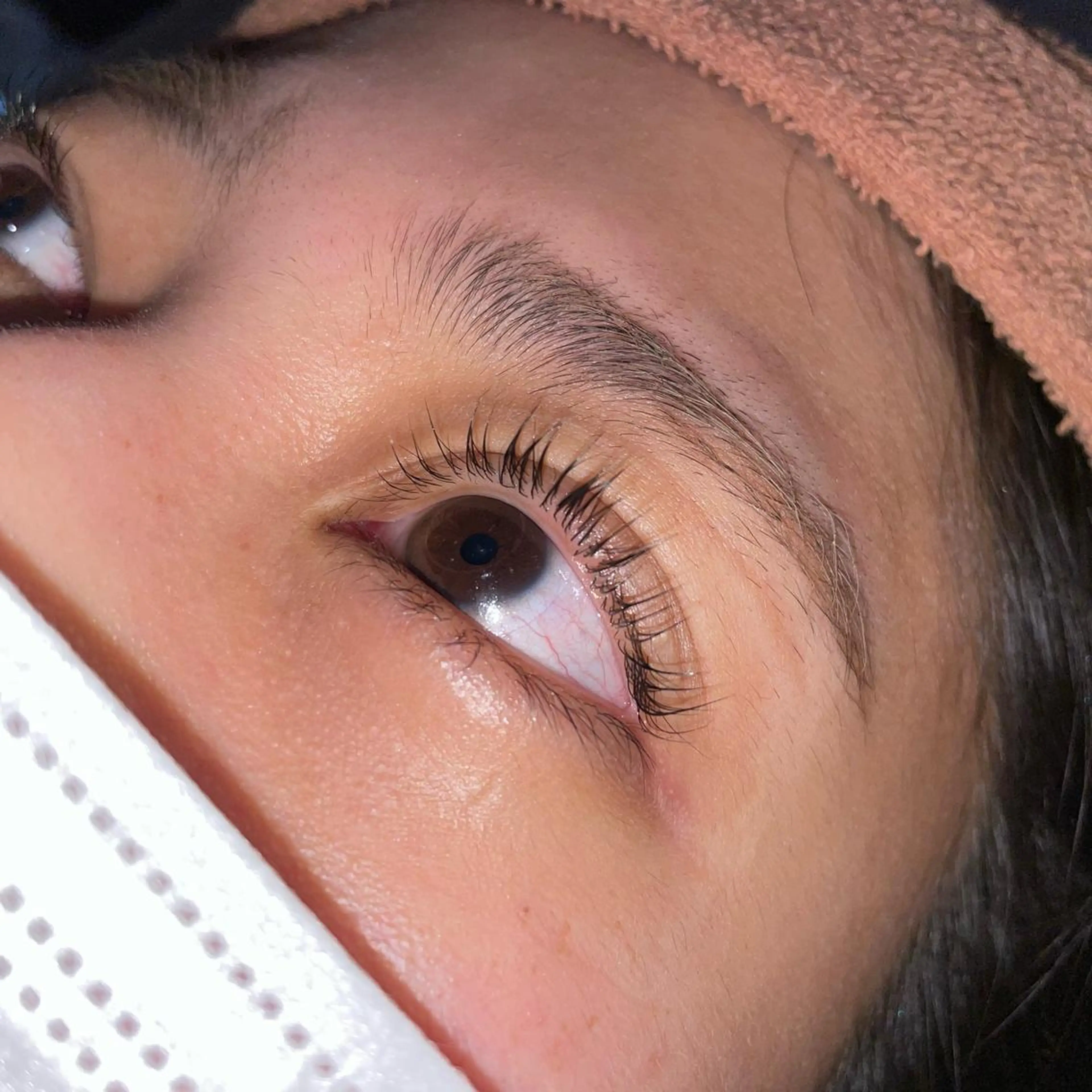 マツエク・マツパ 桑田 新菜のヘアスタイル