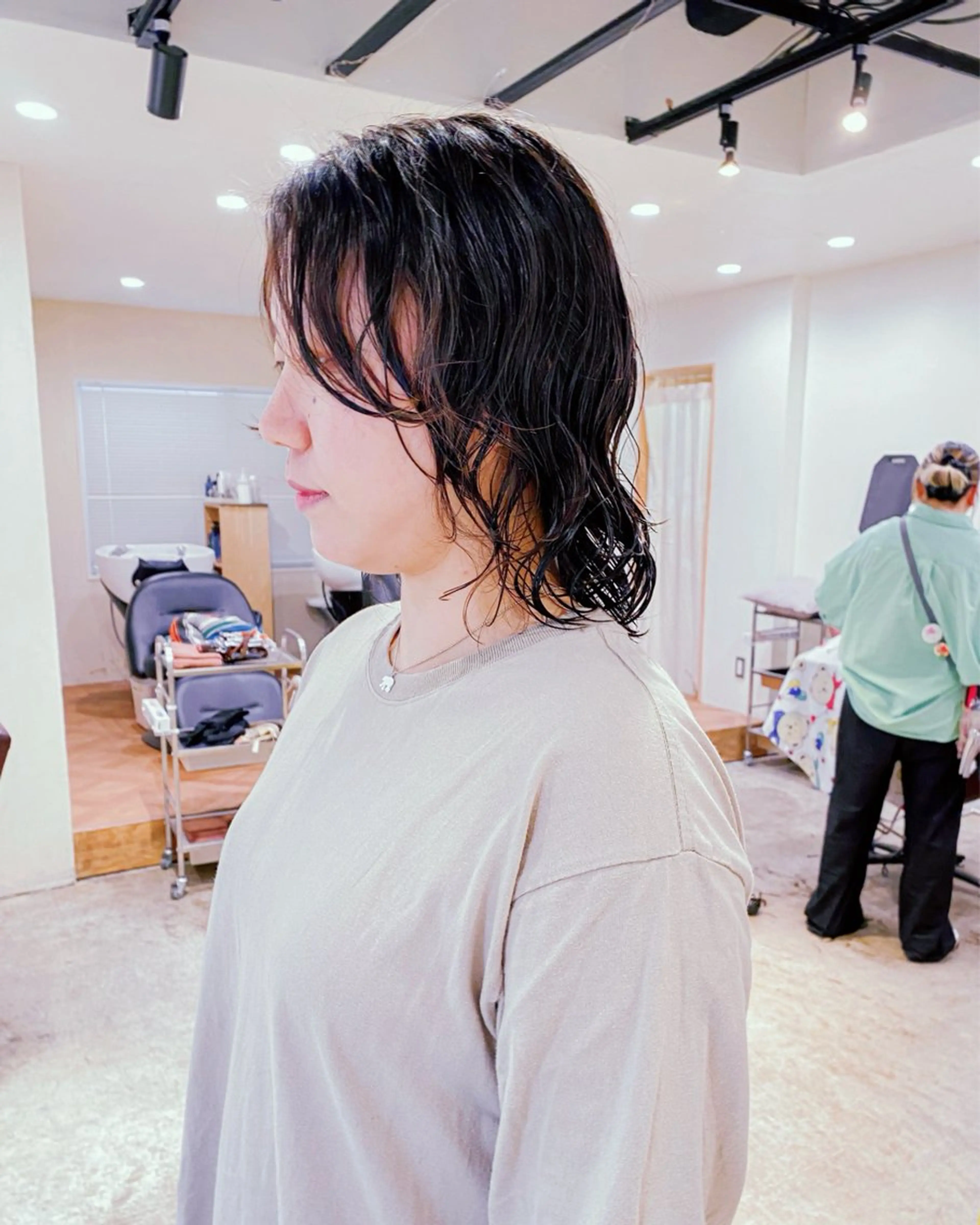 ミディアム パーマ ミディアムパーマ 縮毛矯正 トリートメント ウルフカット 酸熱トリートメント カット パーマ トリートメント ヘッドスパ 板谷みさき /艶ボブ/藤沢美容室のヘアスタイル