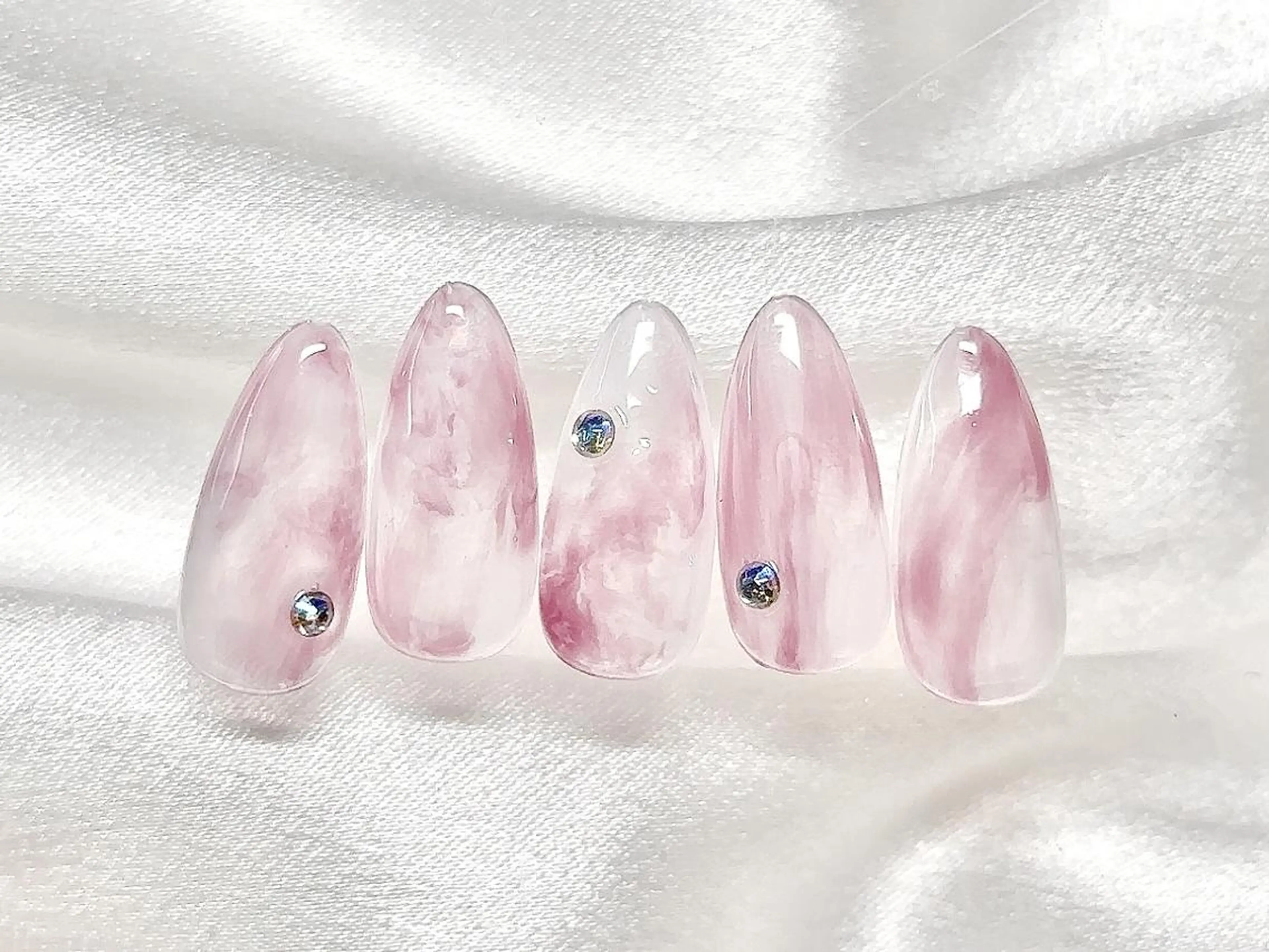 ネイル Nailsalon Graciasのネイルデザイン