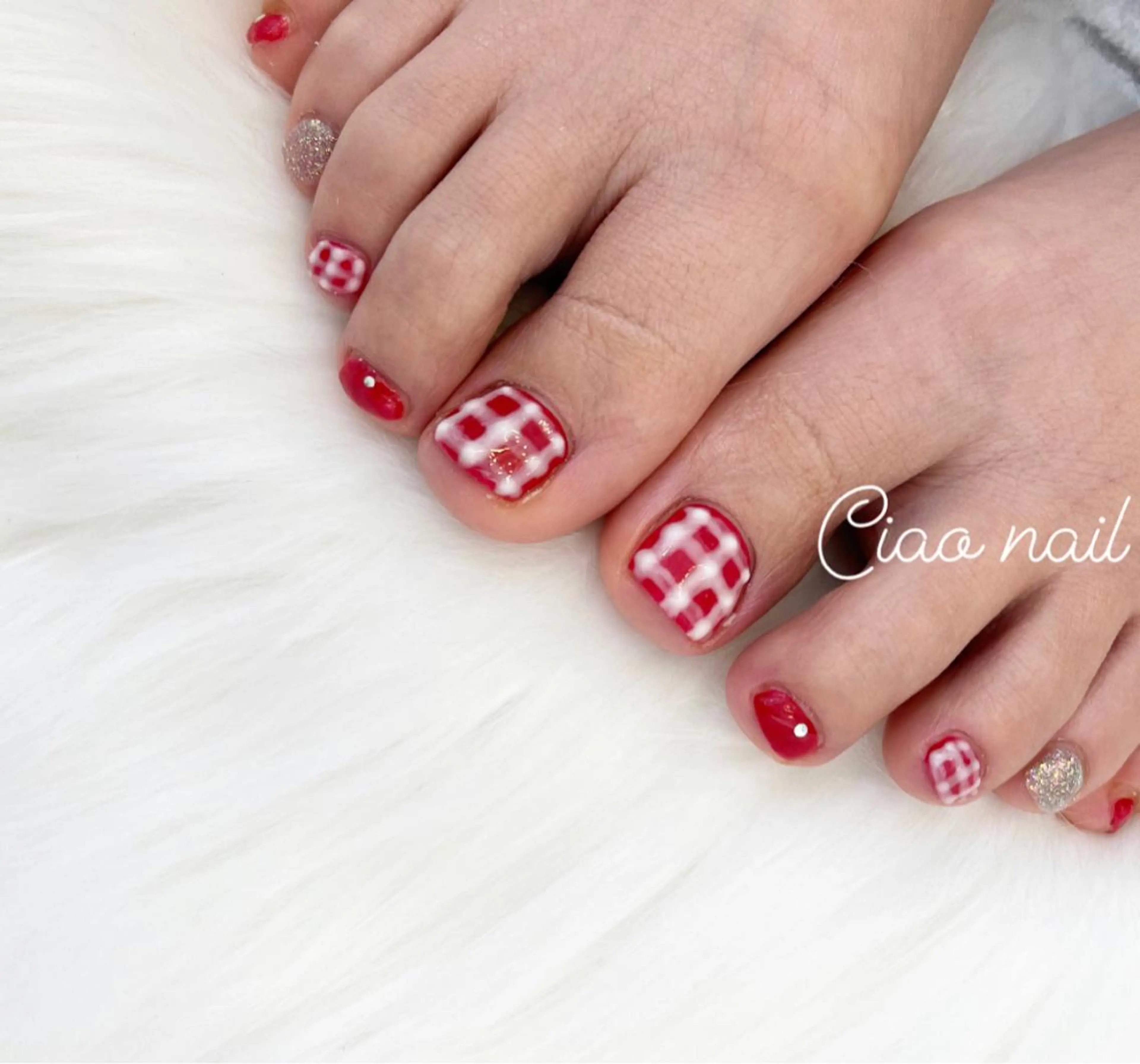 ネイル フットネイル 赤色 #Amin所属・#Amin nail salonのネイルデザイン