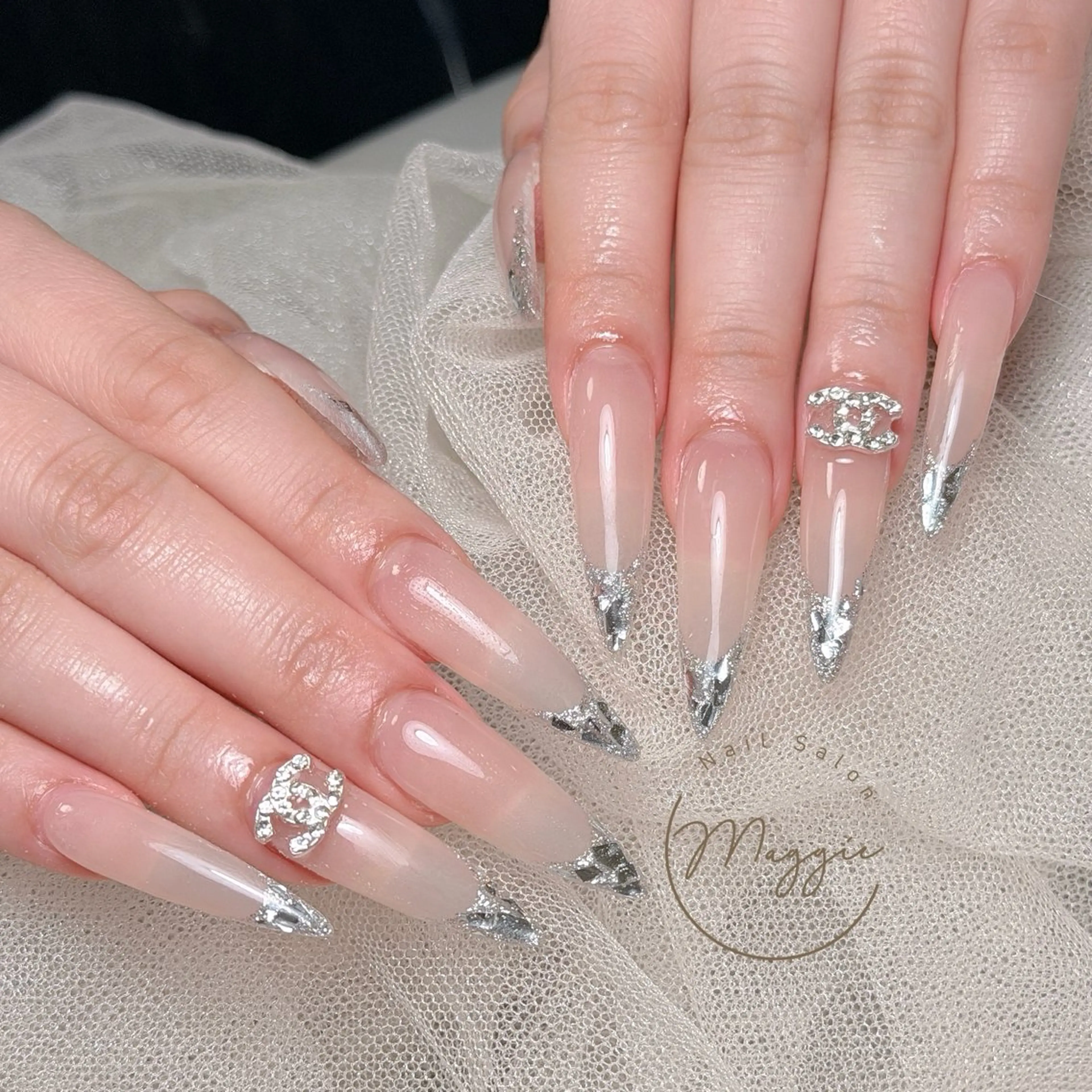 ネイル Maggie Nail🦩のネイルデザイン