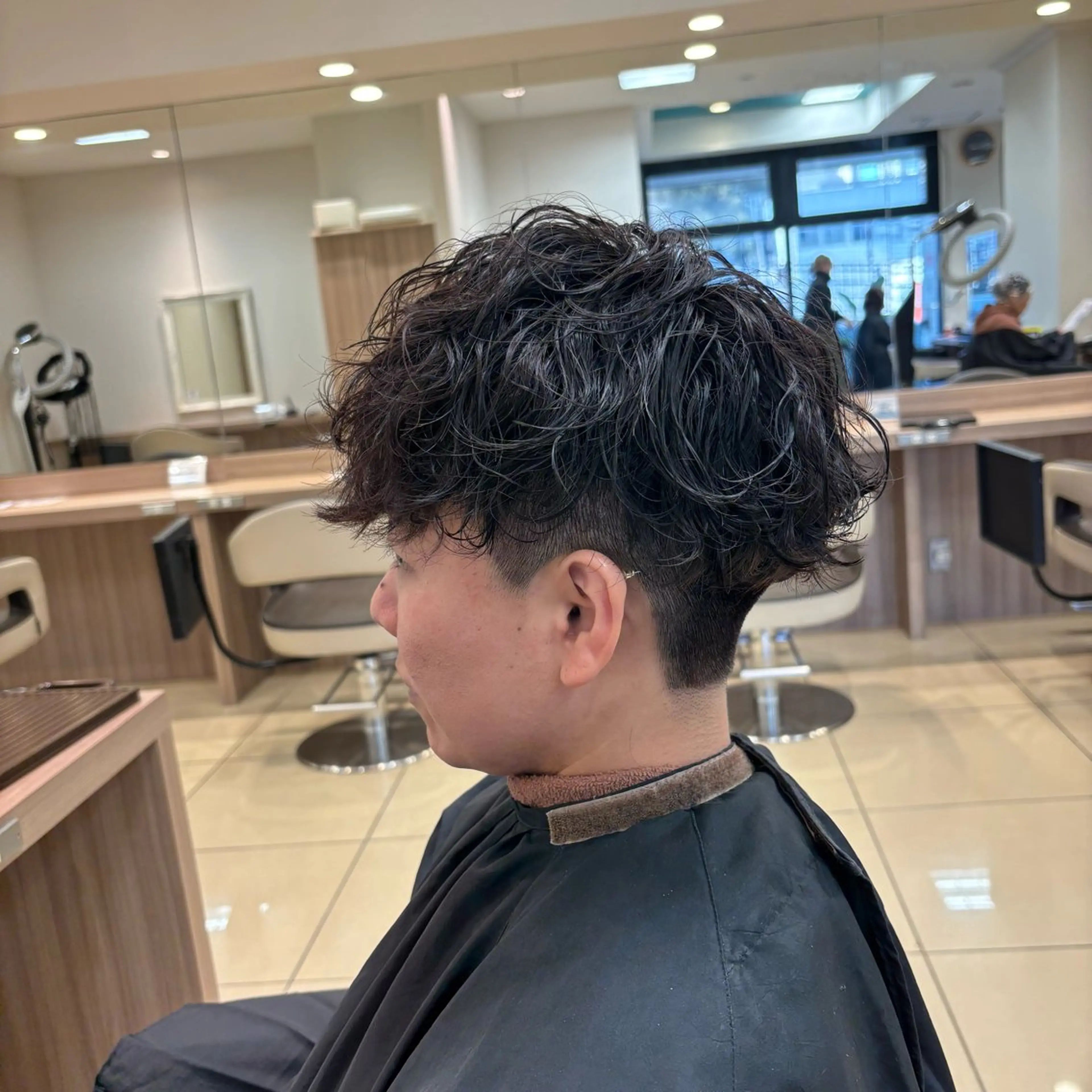 ミディアム パーマ メンズ カット パーマ トリートメント 🐠寒色系×パーマ 櫻井　麿偉🐏のヘアスタイル