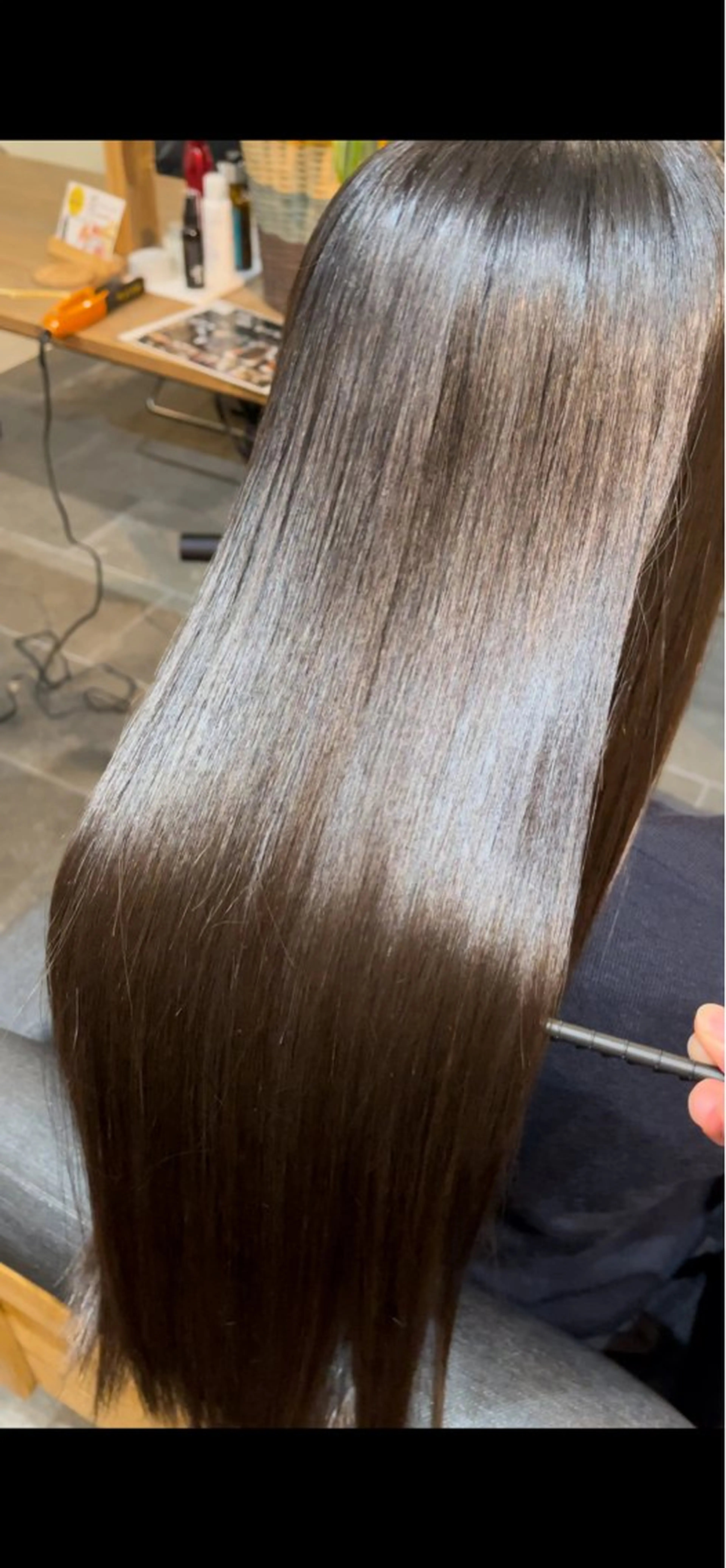 ロング AKALA  HAIR Laule'a所属・鶴野 響斗のヘアスタイル