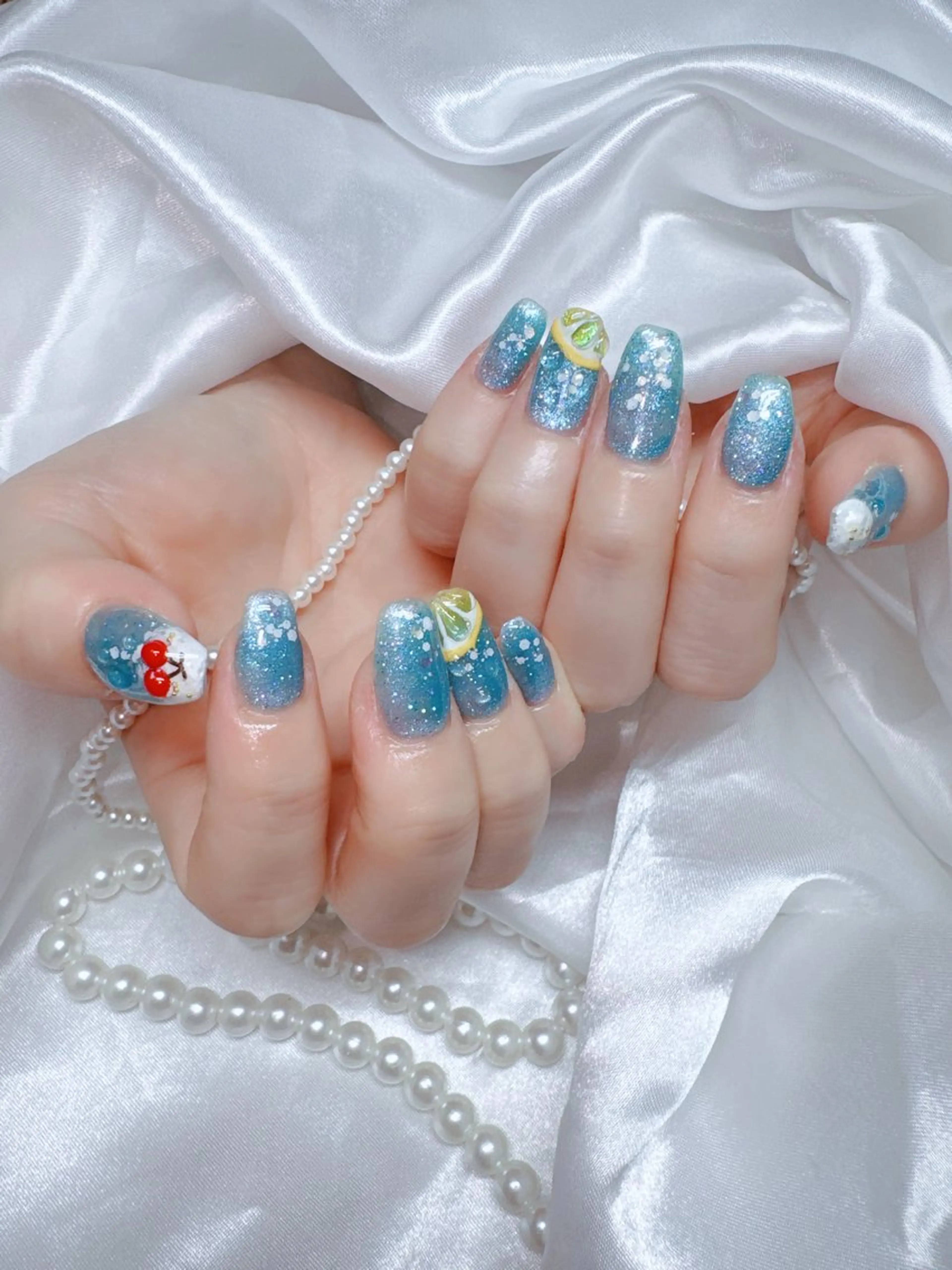 ネイル 高島 夏海のネイルデザイン