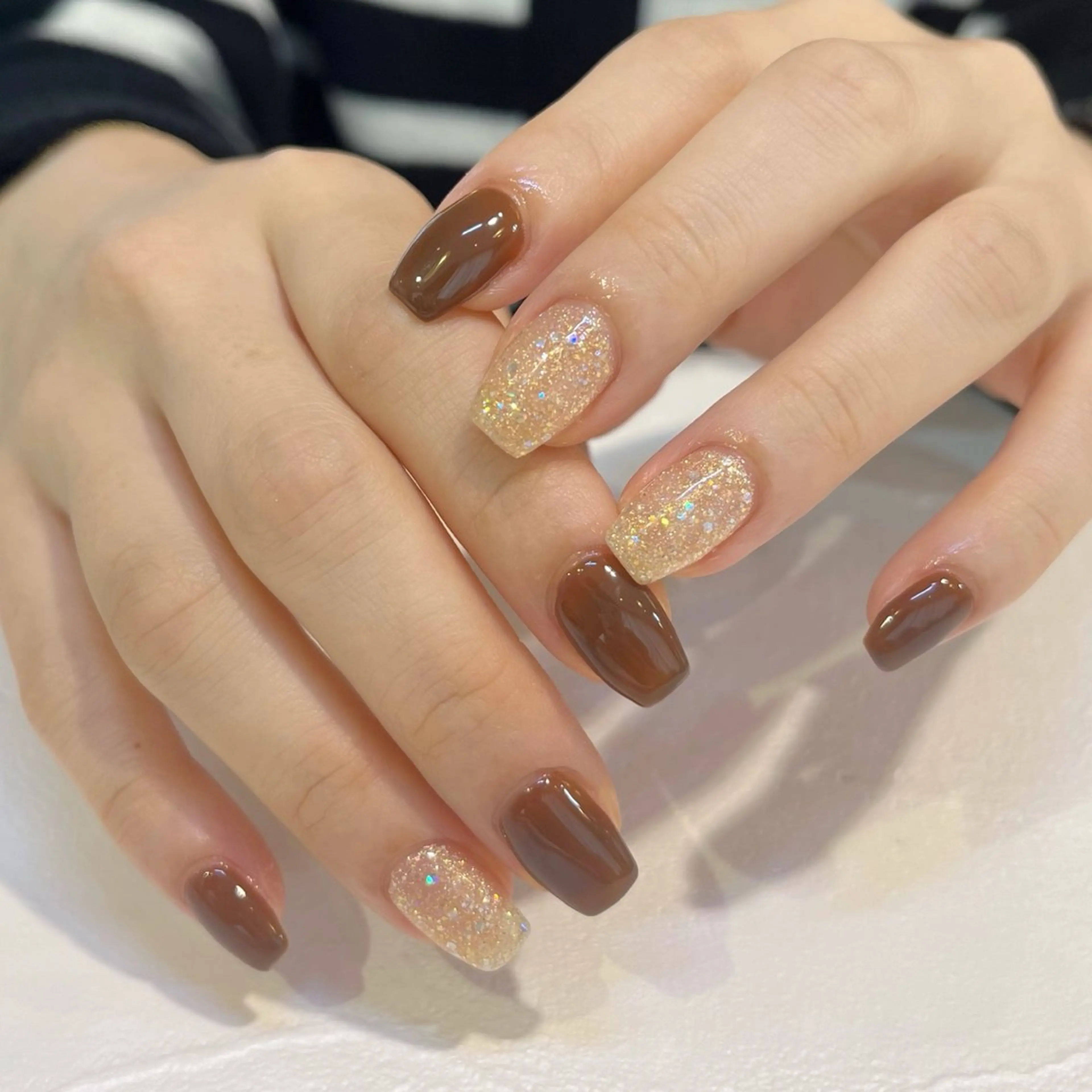 ネイル ハンドネイル 鈴木 里奈のネイルデザイン