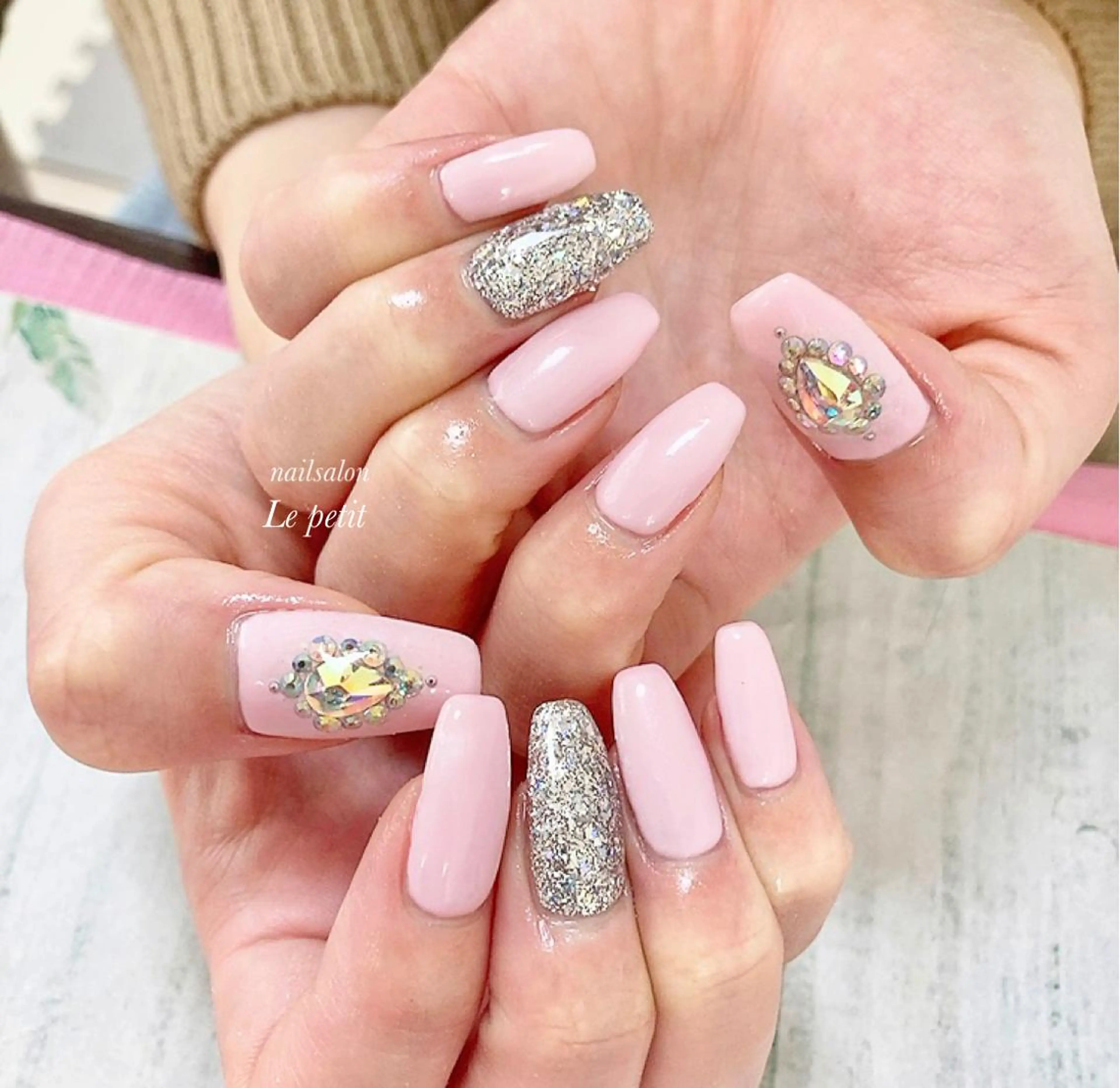 ネイル 石野 広佳のネイルデザイン