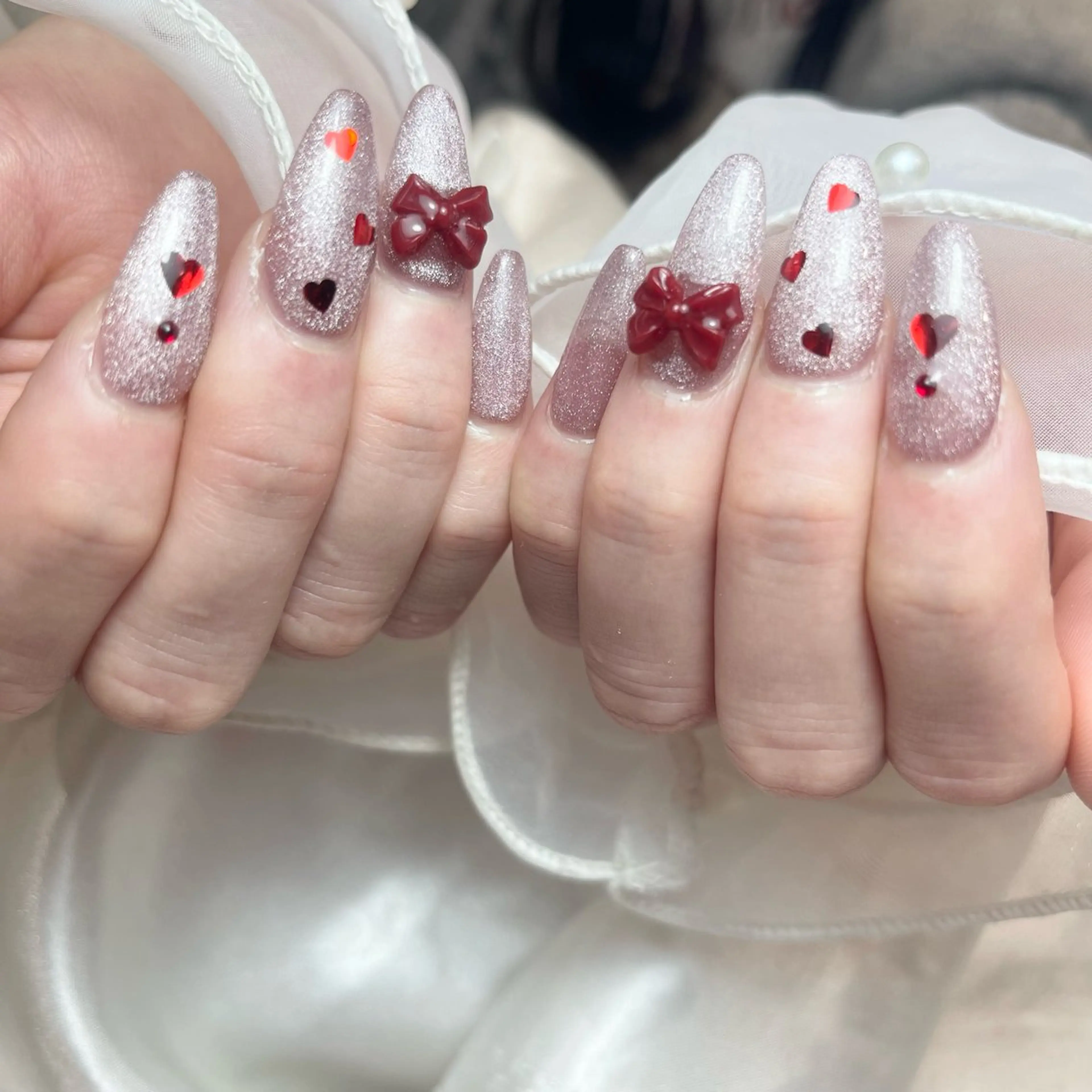 ネイル 長さ出し 赤色 ネイルチップ 冬ネイル クリスマス ハンドネイル salon de Tiara 碧のネイルデザイン