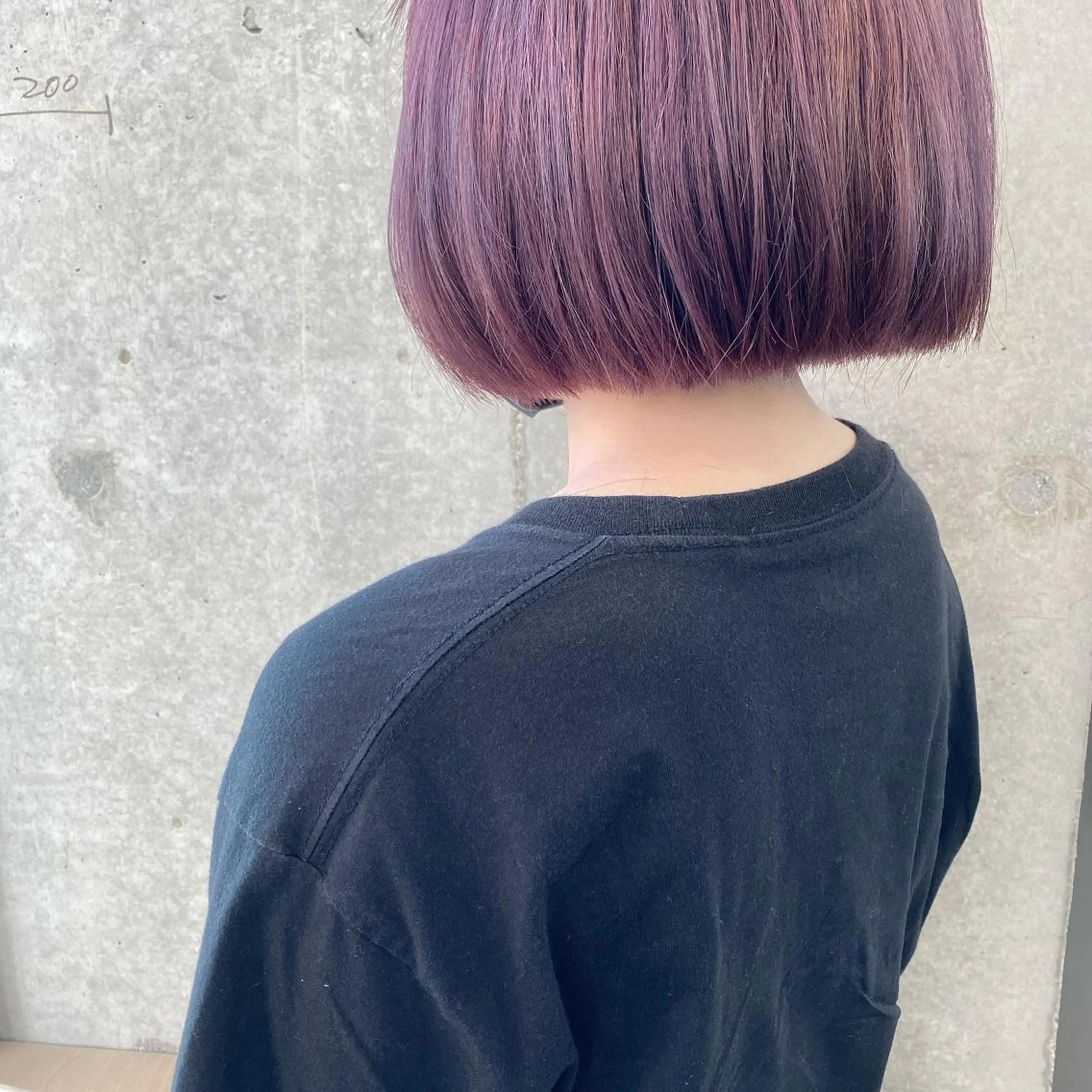 ショート カラー オリーブ/アッシュ やわらか透明感カラーのヘアスタイル