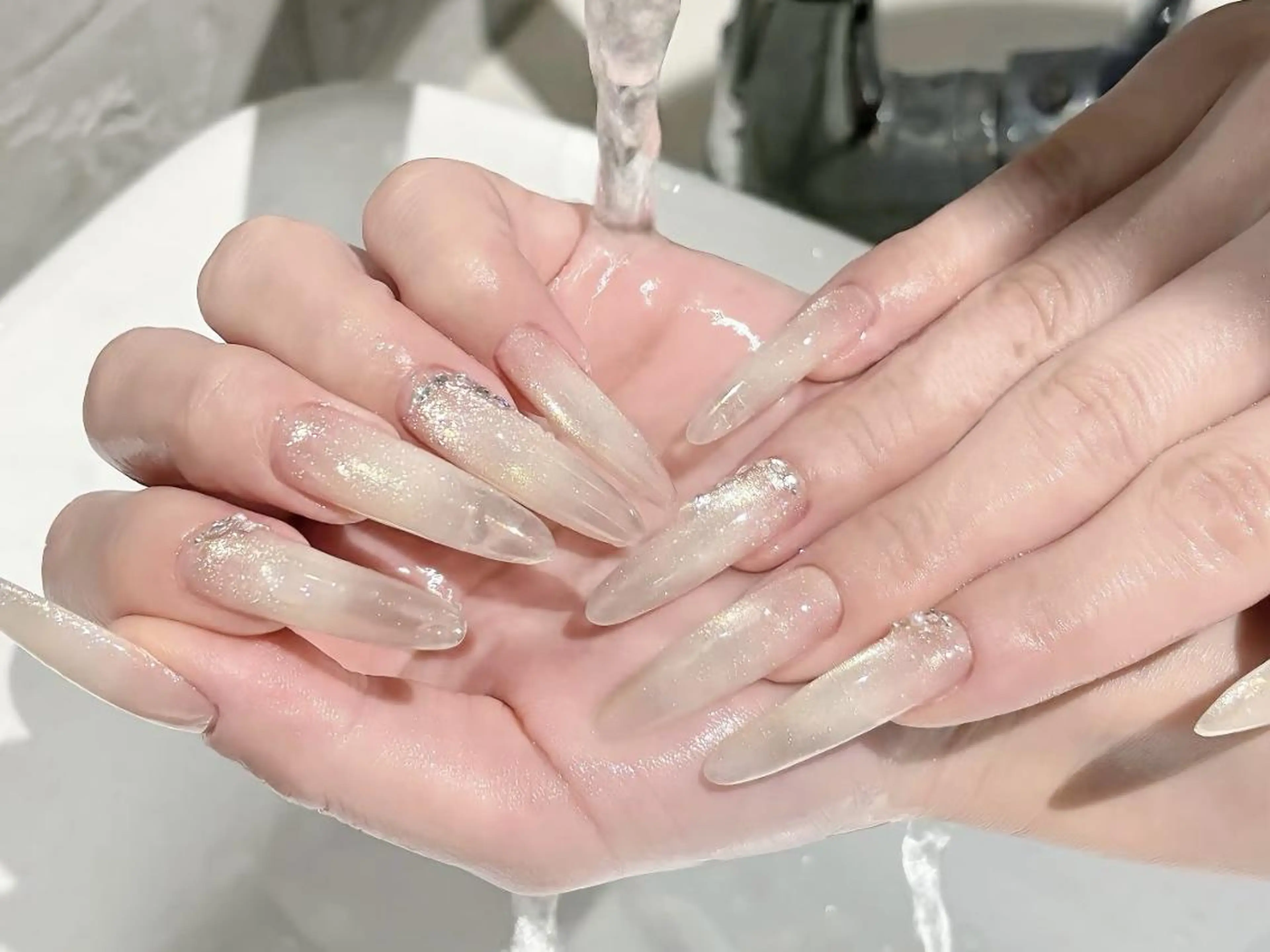 ネイル オーロラネイル チークネイル 長さ出し フットネイル フレンチネイル yumi nailのネイルデザイン