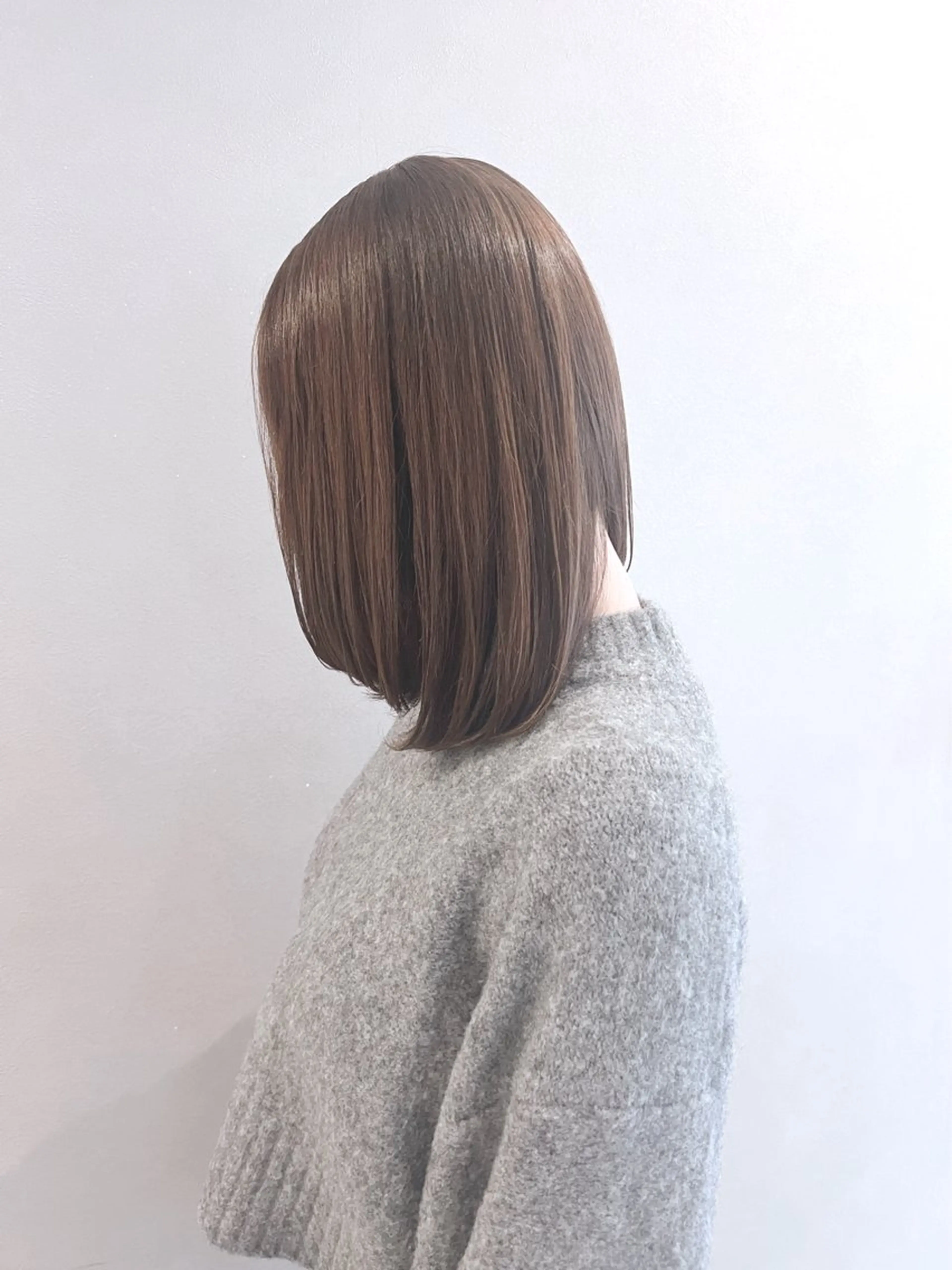 ミディアム 髪質改善 上品艶感カラーのヘアスタイル