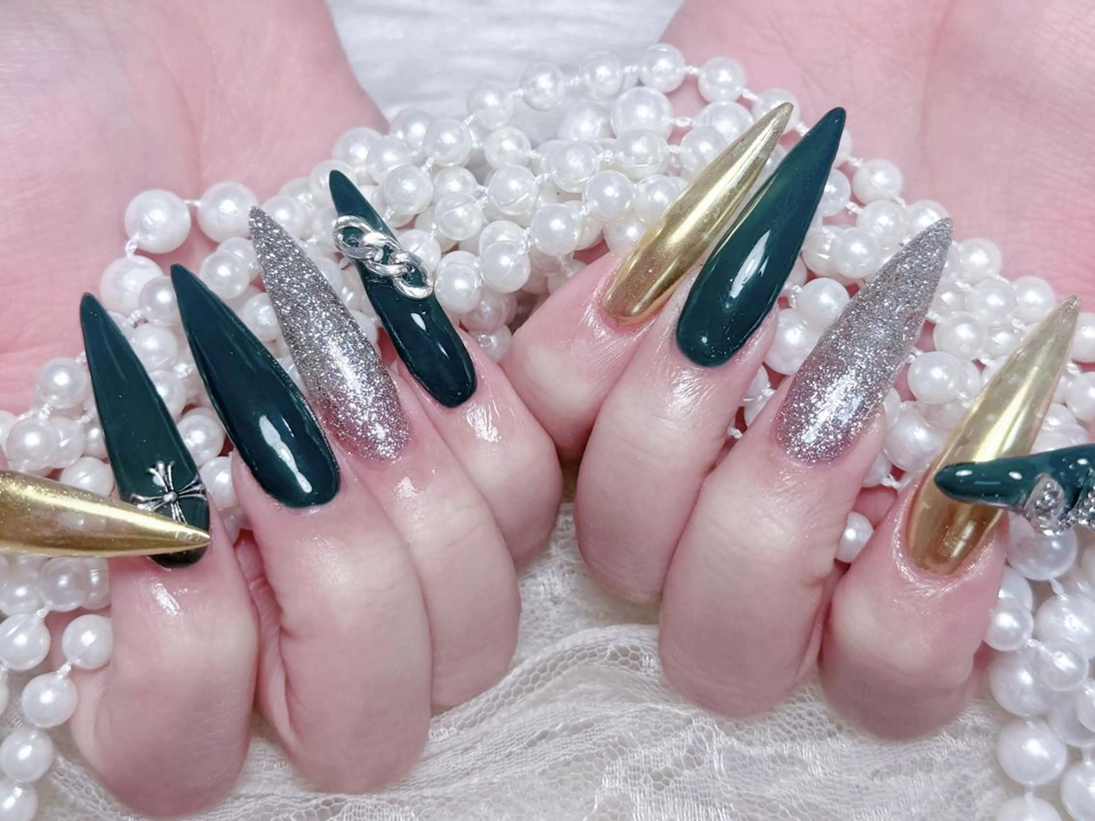 ネイル リリ 奈🎀のネイルデザイン