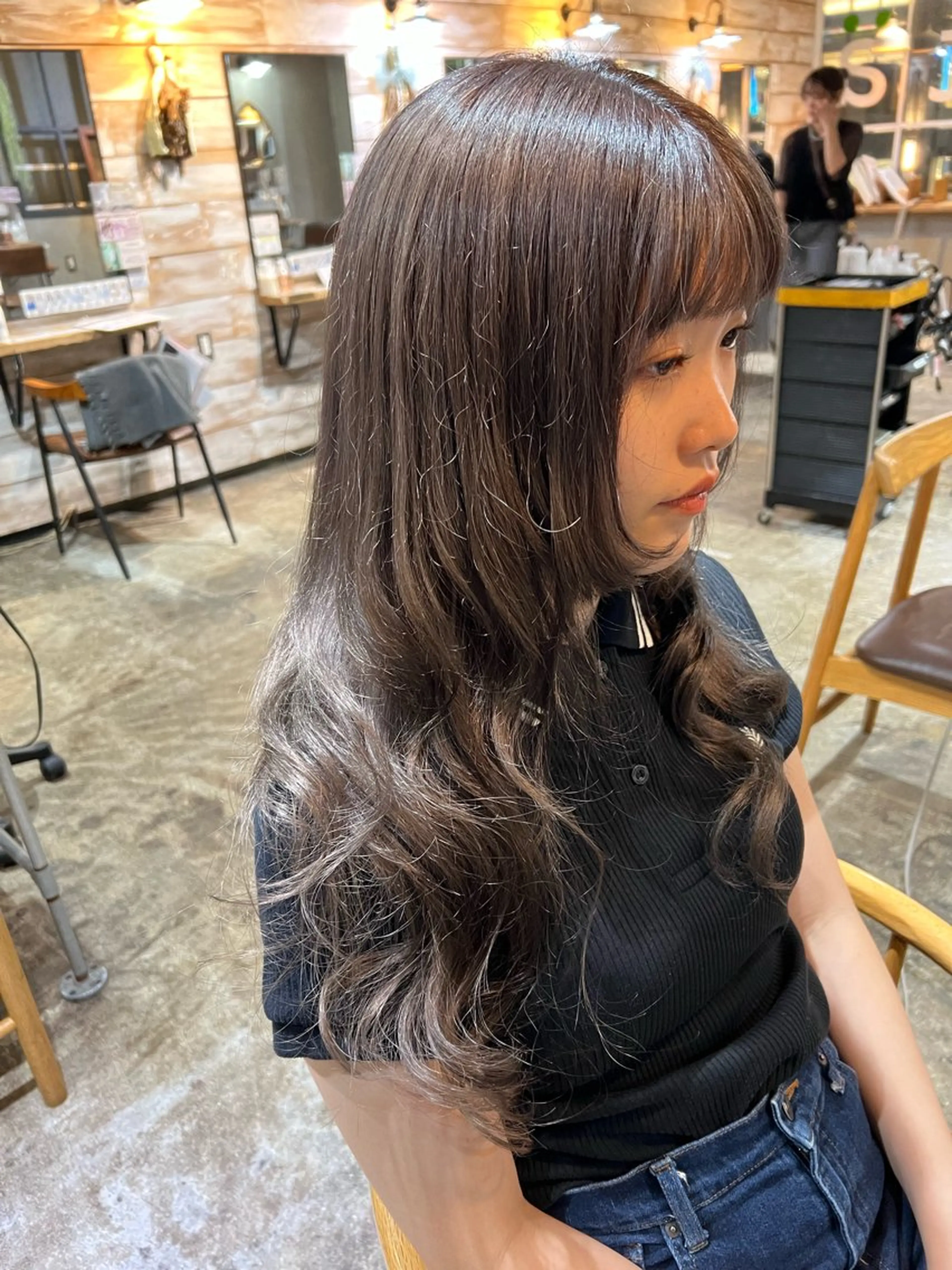 ロング カラー カット ヘアカラー トリートメント ツキノキ ミナのヘアスタイル