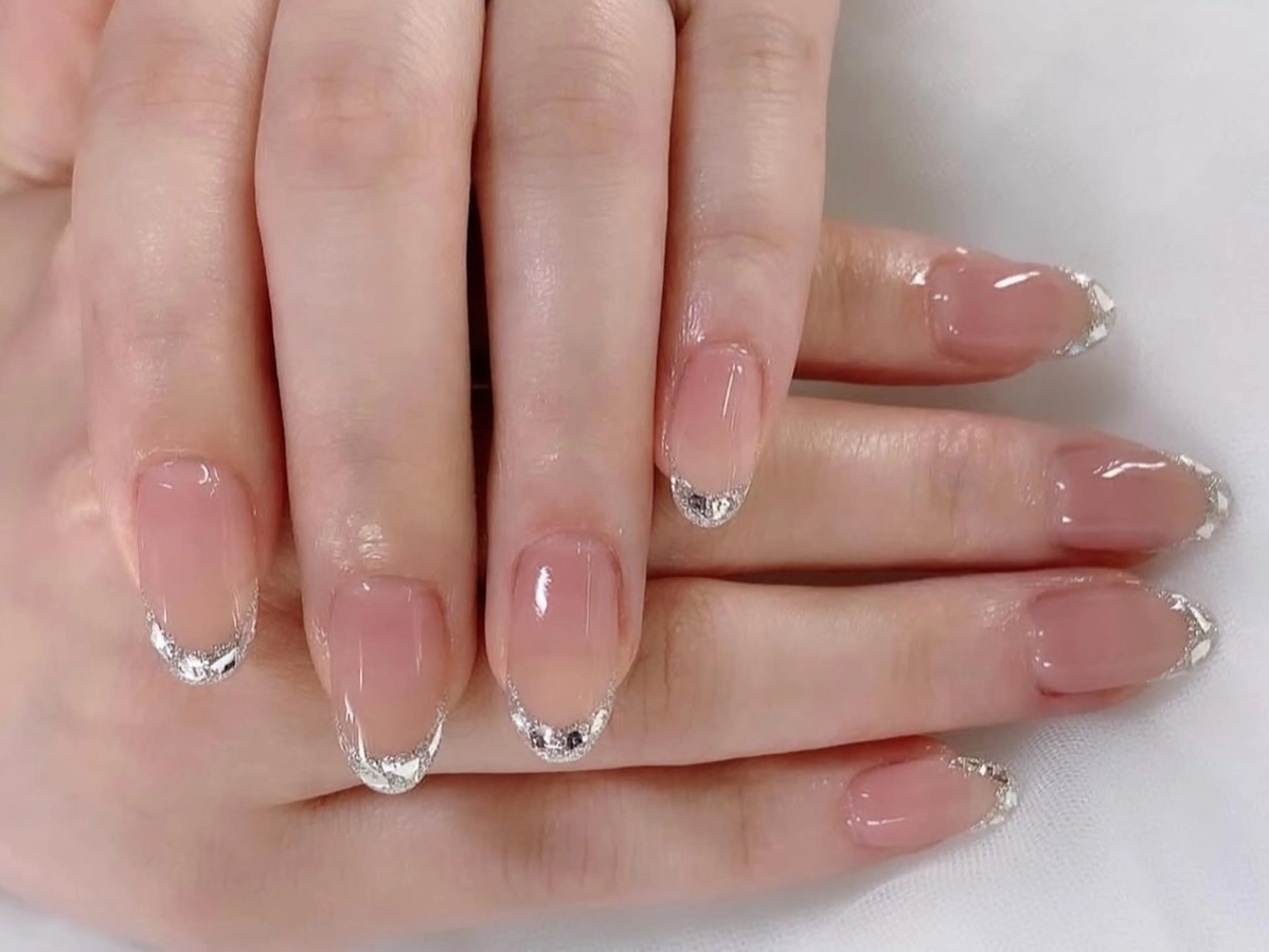 メンズ ネイル アートネイル フレンチネイル ジェルネイル キラキラネイル パラジェル ハンドネイル Bloom スカルプ専門店のネイルデザイン