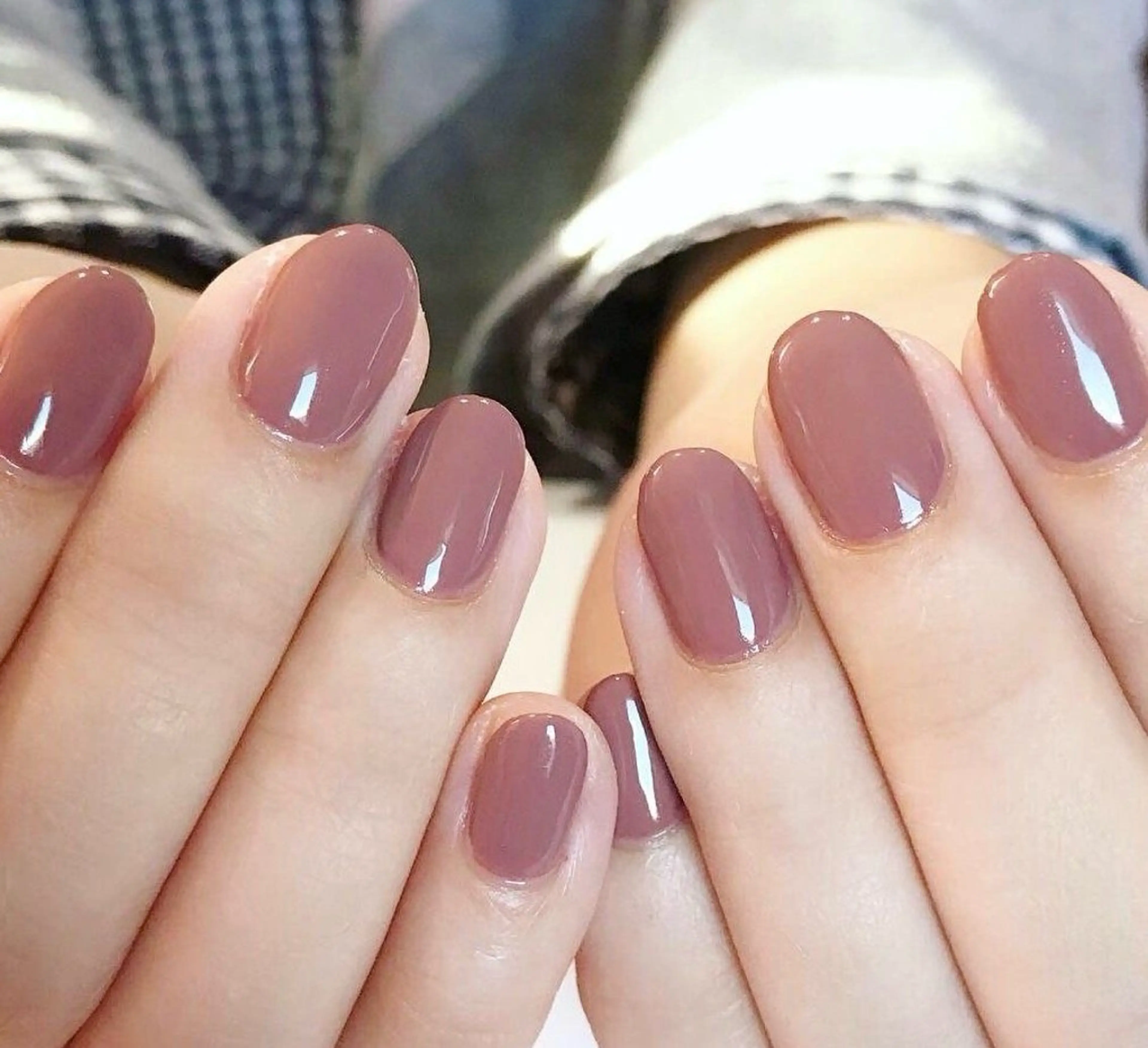 ネイル フットネイル ジェルネイル マグネットネイル 持ち込み ニュアンスネイル ミリ ネイルサロンのネイルデザイン