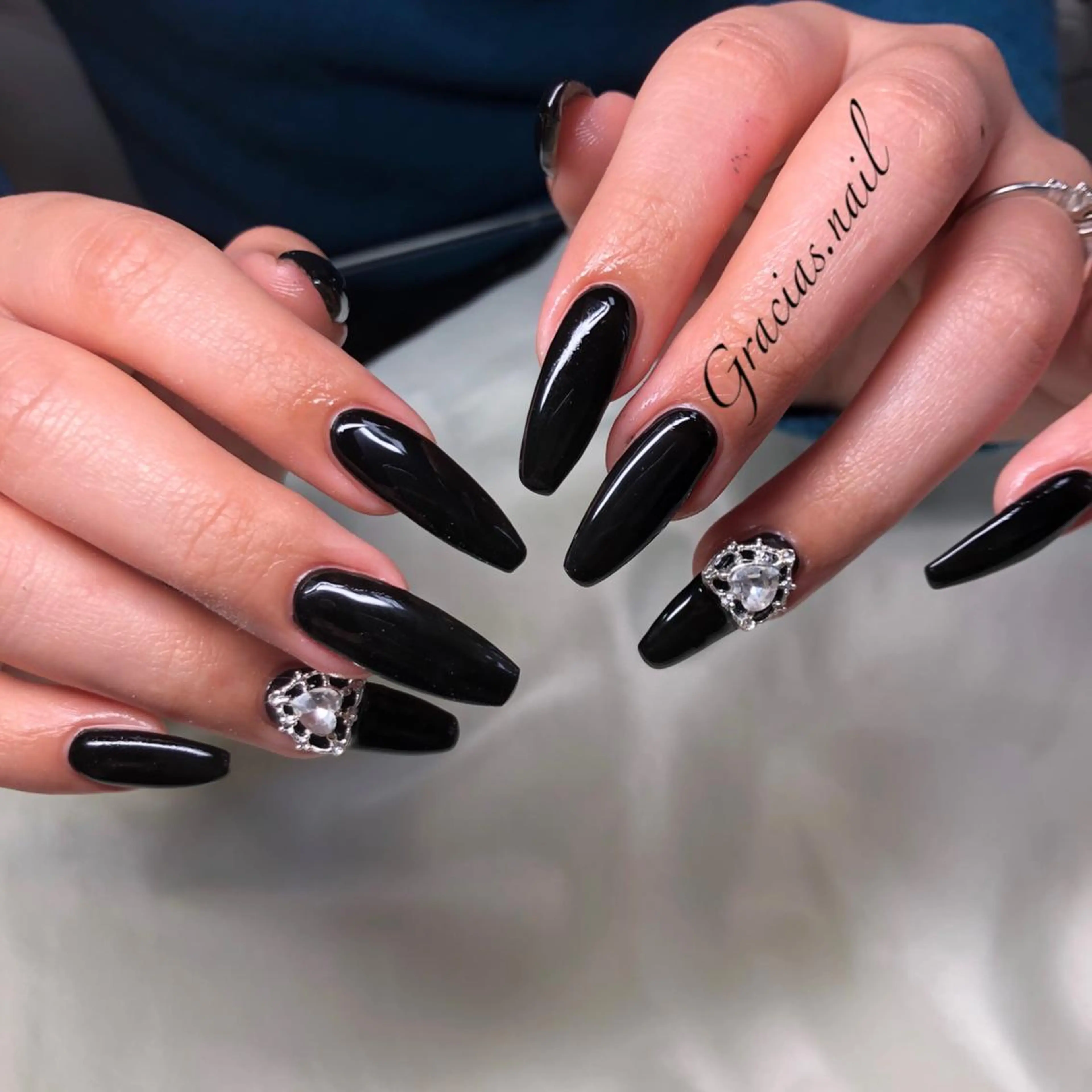 ネイル Gracias. rieのネイルデザイン