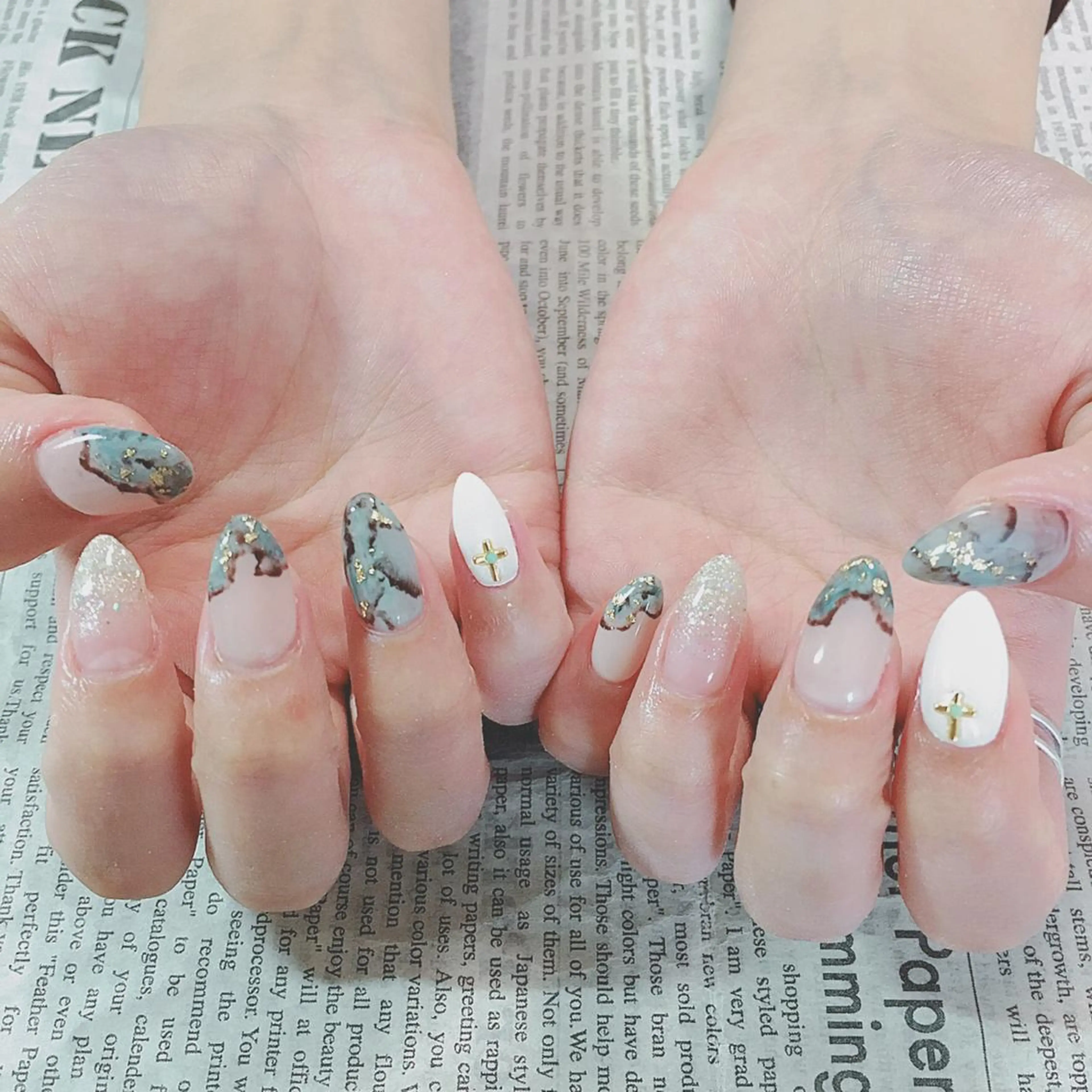 ネイル ハンドネイル ハンドケア 森山 舞のネイルデザイン