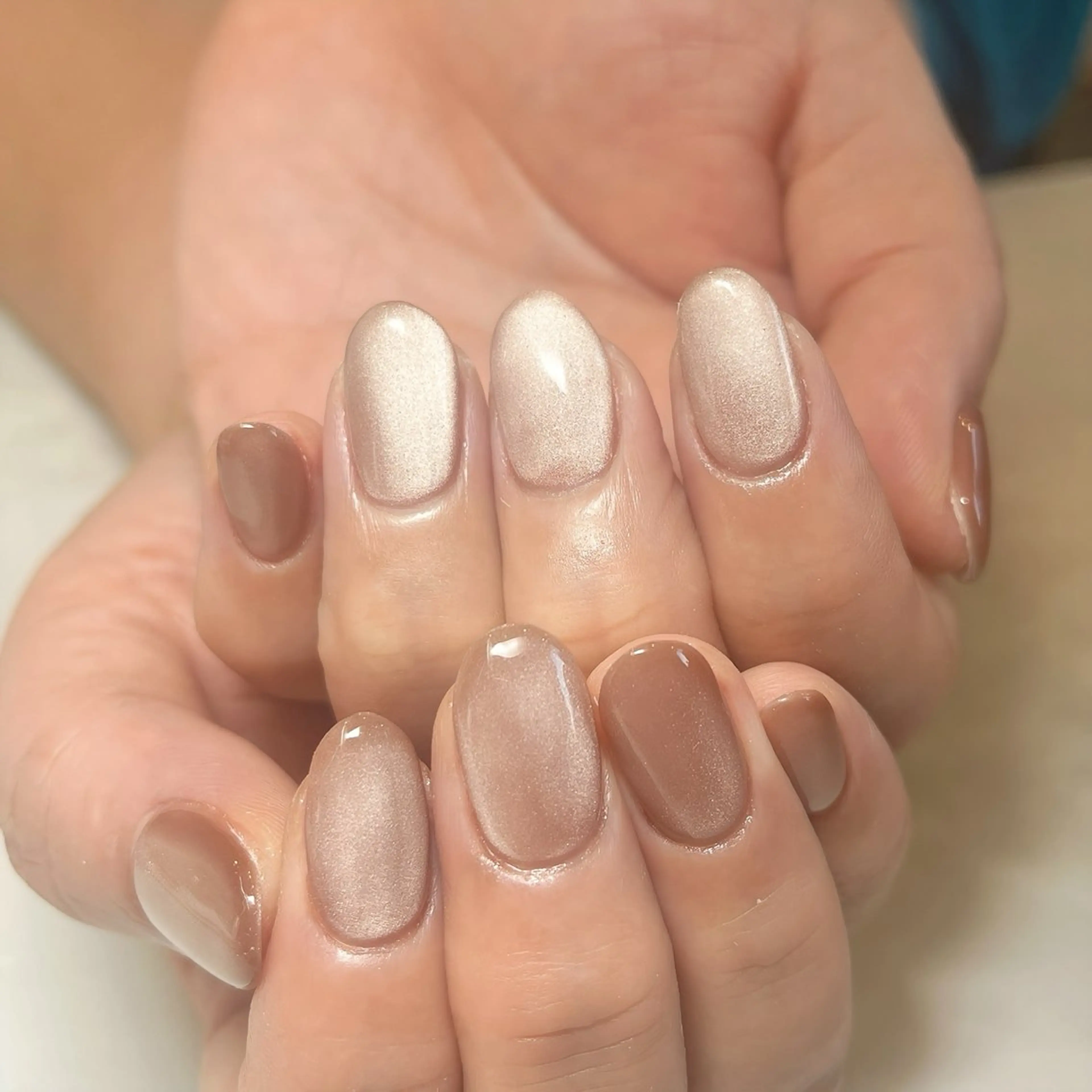 ネイル マグネットネイル 持ち込み ワンカラーネイル シンプルネイル 吉田  （ネイリスト）のネイルデザイン