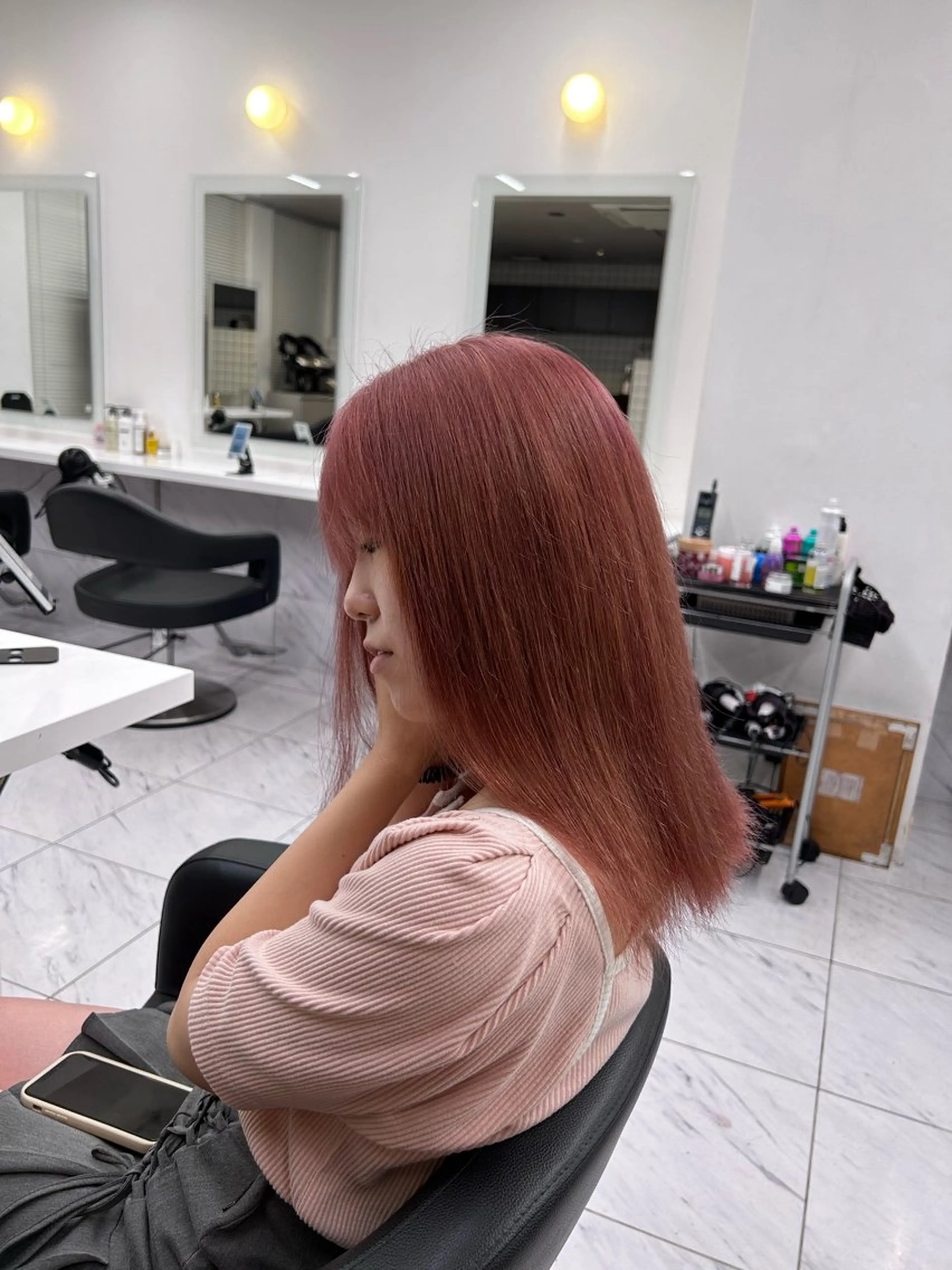 カラー ヘアカラー トリートメント 透明感ベージュ🤎 ナチュラルレイヤーのヘアスタイル