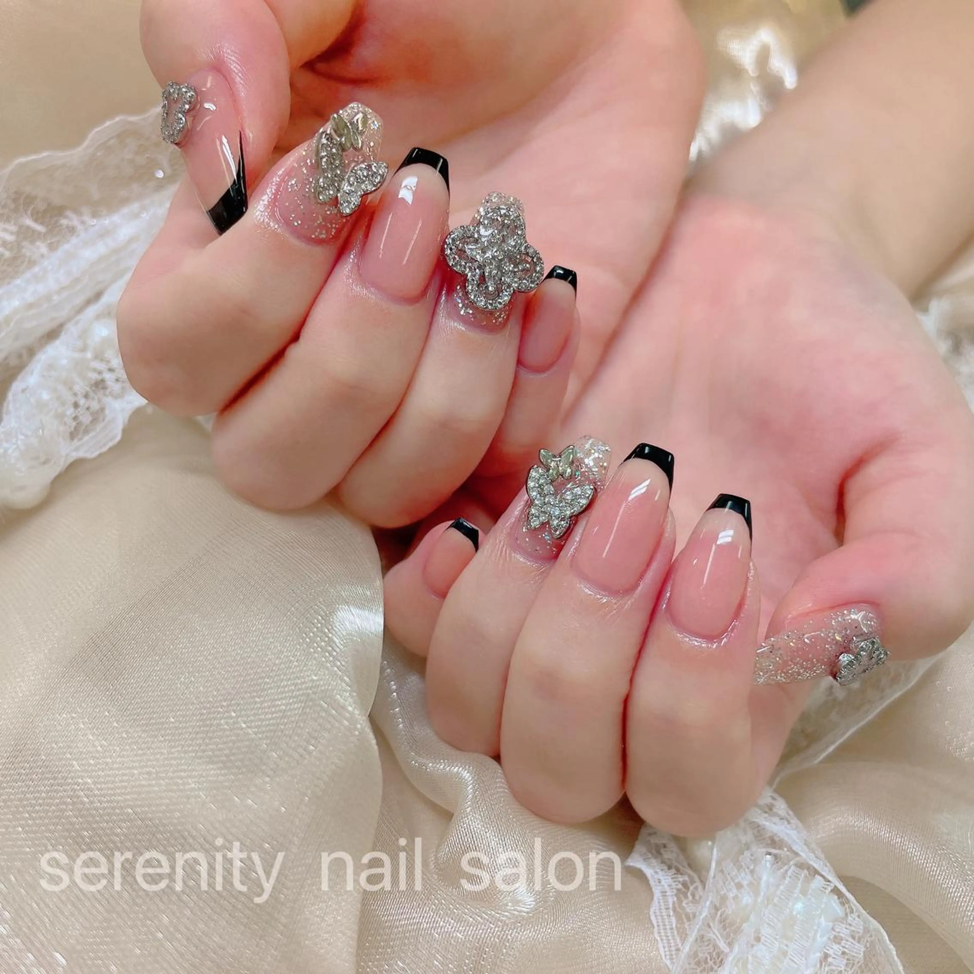 ネイル ハンドネイル ハンドケア ✨Serenity Nail salonのネイルデザイン