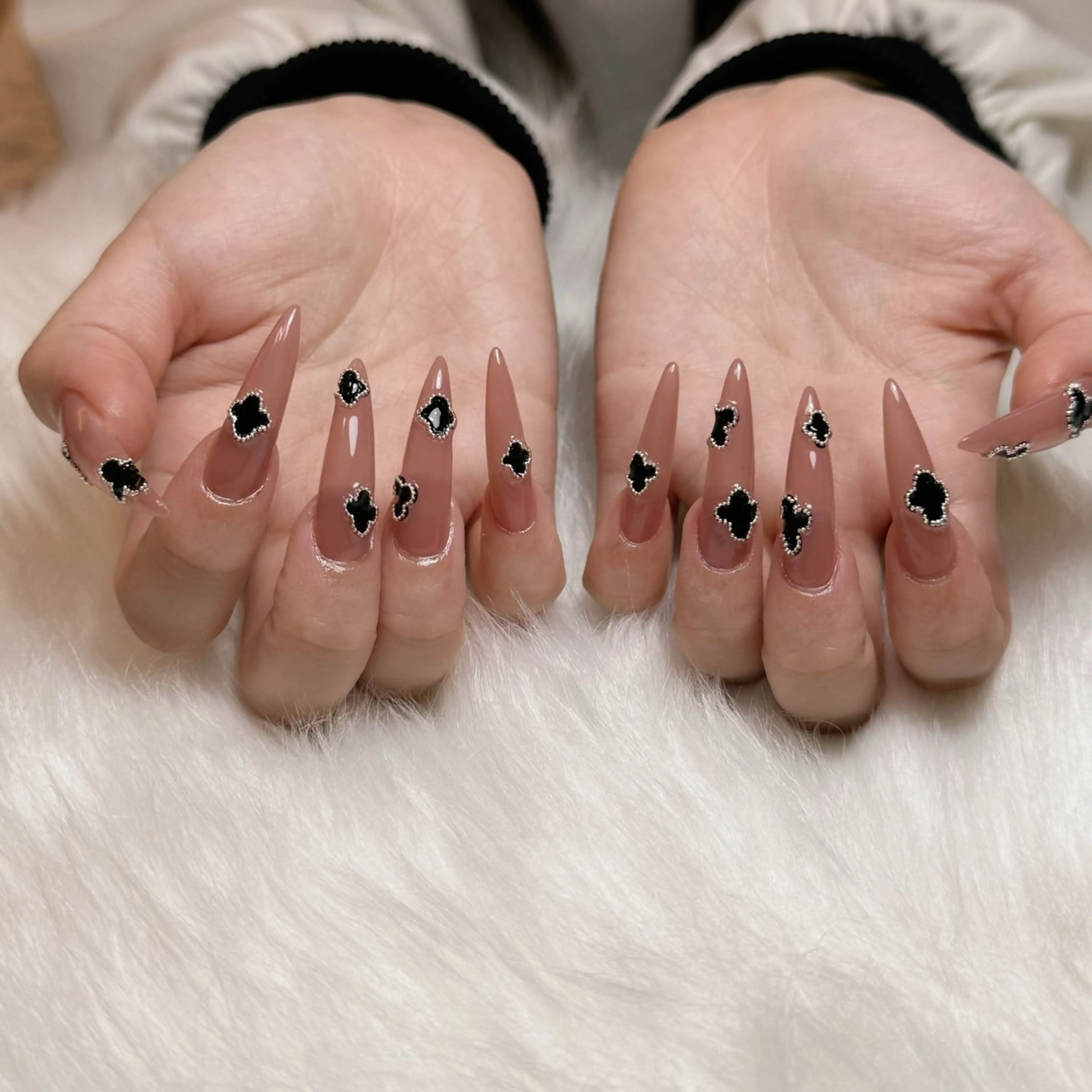 ネイル 韓国ネイル ロングネイル ワンホンネイル nailsalon ChuColaのネイルデザイン