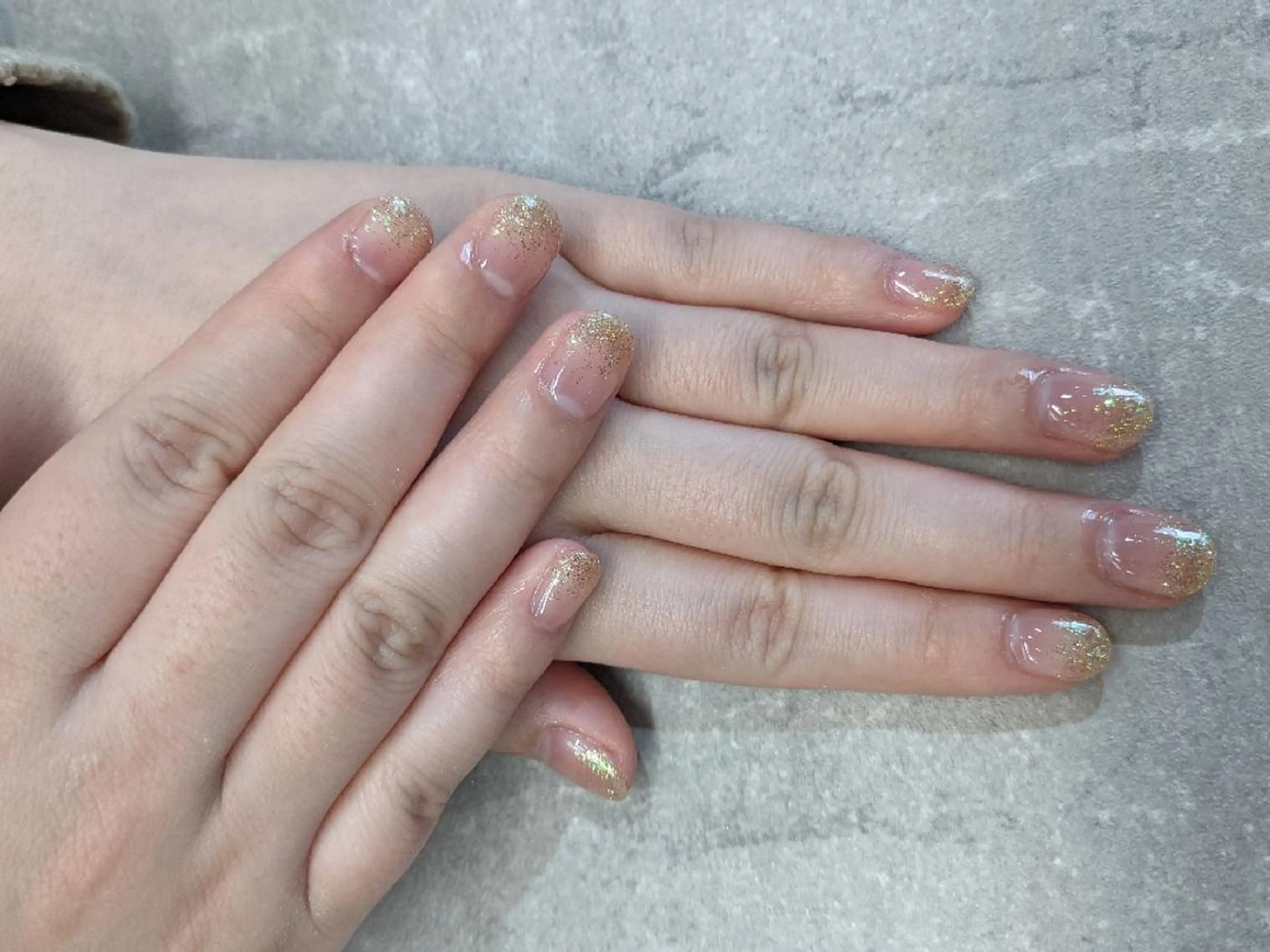 ネイル cachette. 鈴木のネイルデザイン