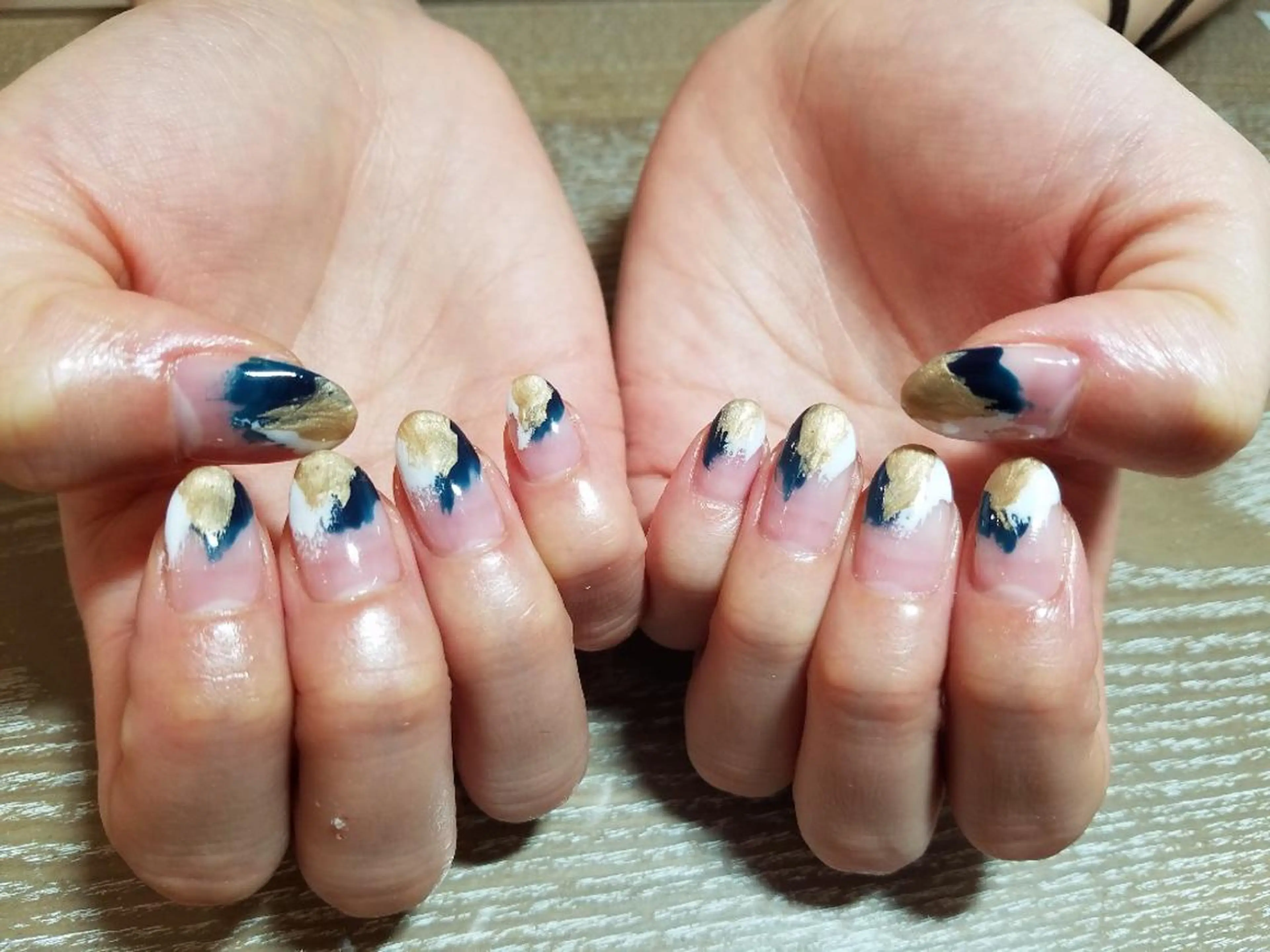 ネイル ニュアンスネイル ハンドネイル JuniNail 주니네일🇰🇷suのネイルデザイン