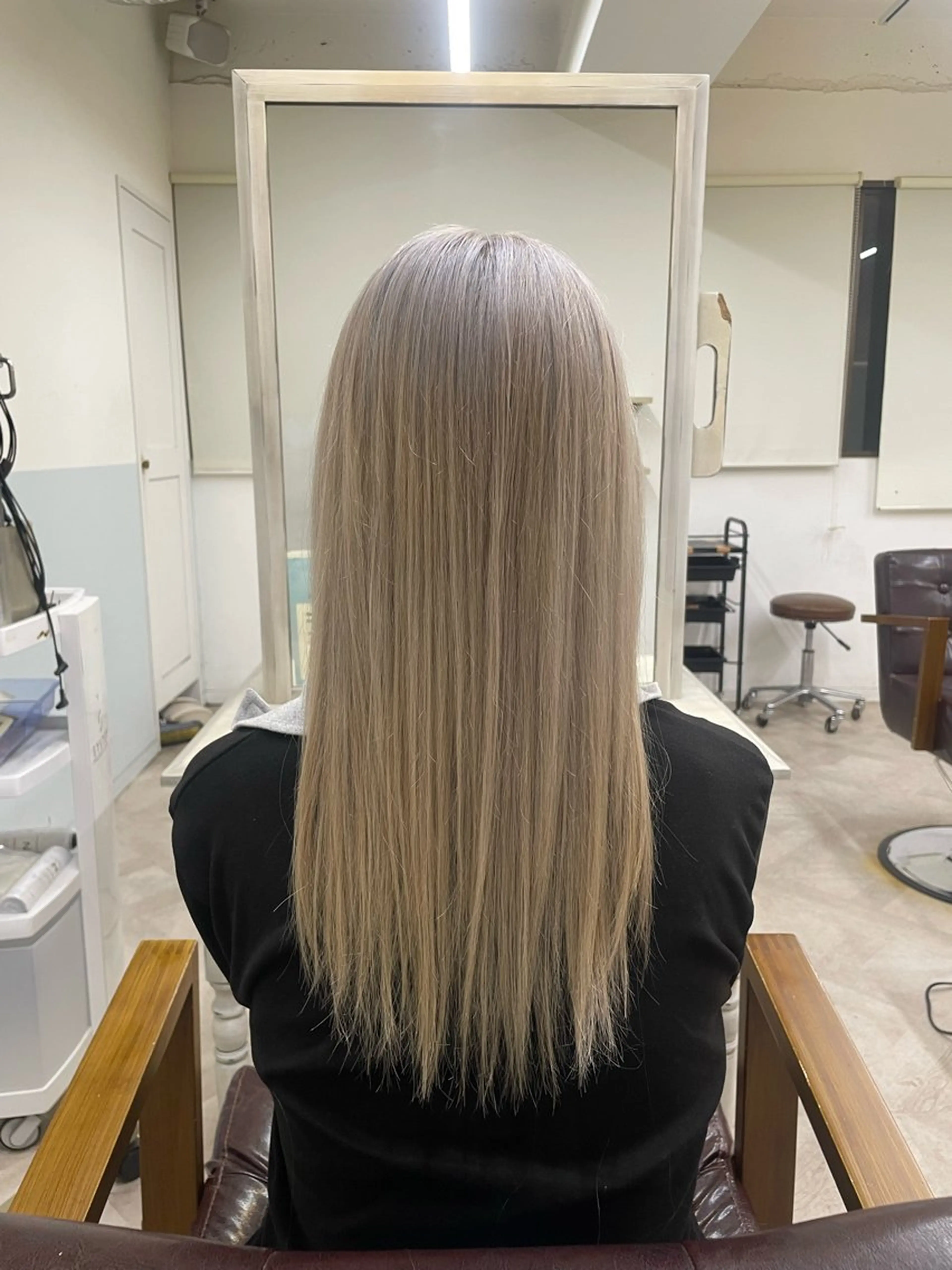 ブリーチ＋ダブルカラー(19:00から限定)の写真