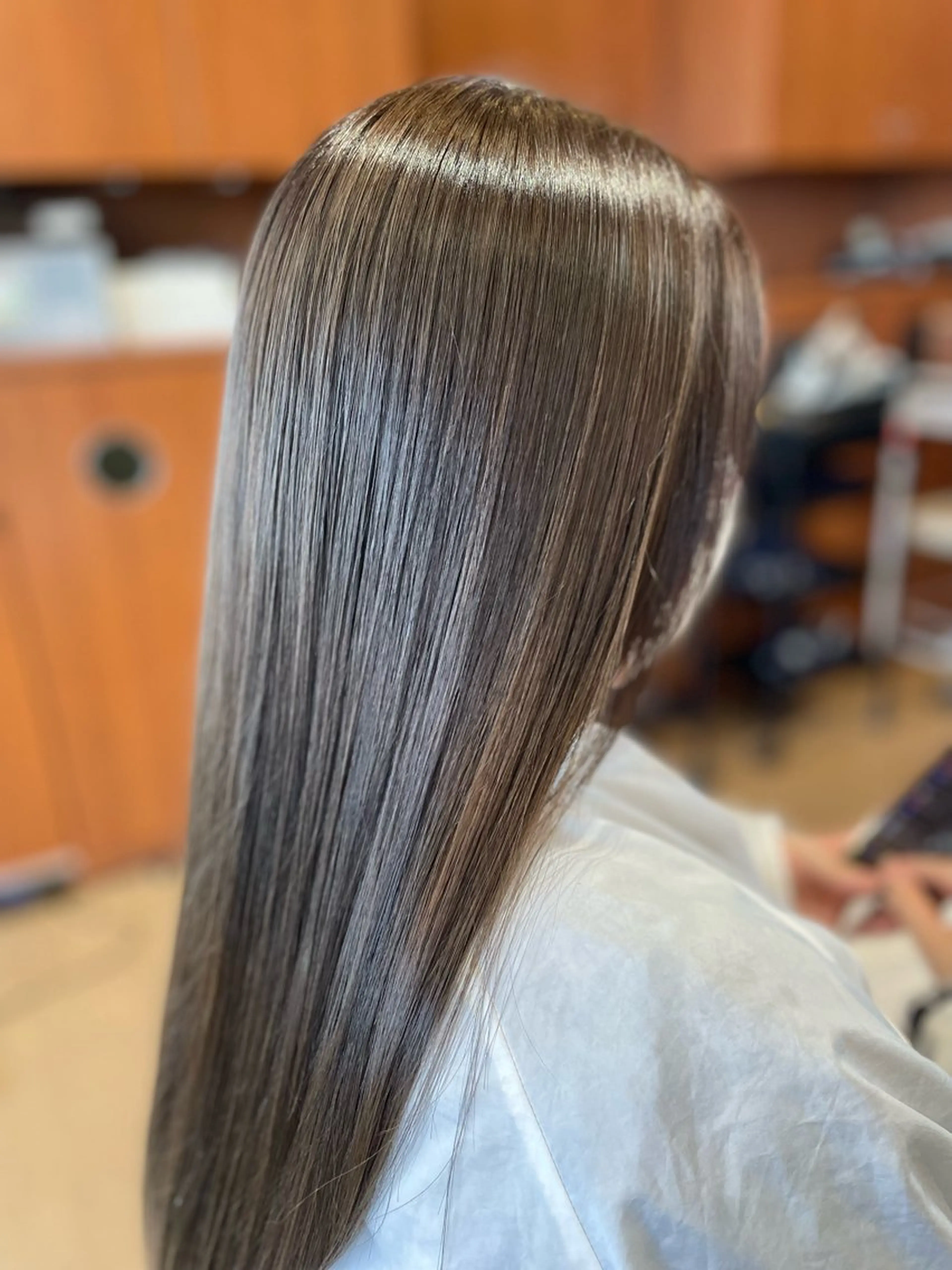 カラー 仙石 愛のヘアスタイル