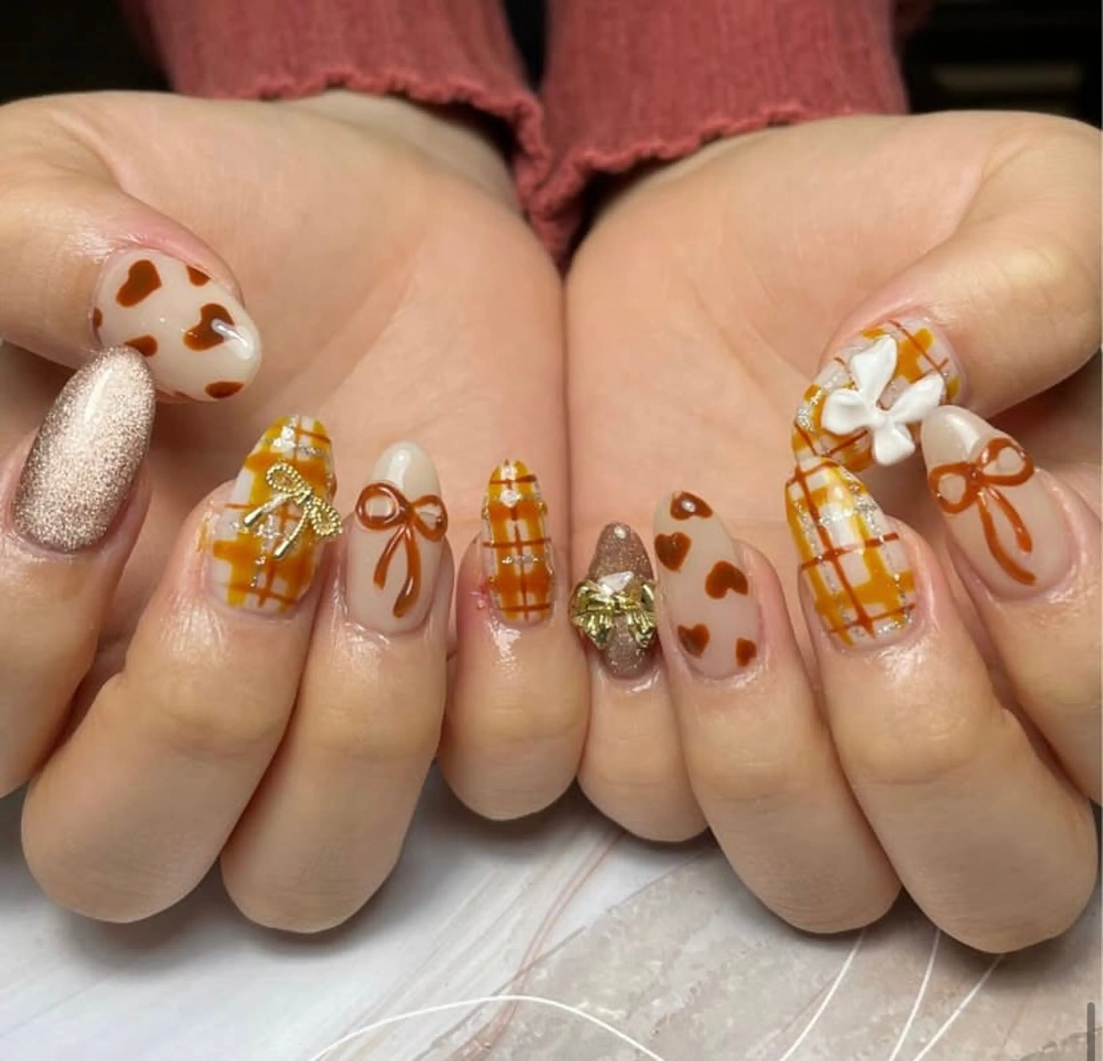 ネイル Hin Nail Osaka所属・Hin Nailsのネイルデザイン