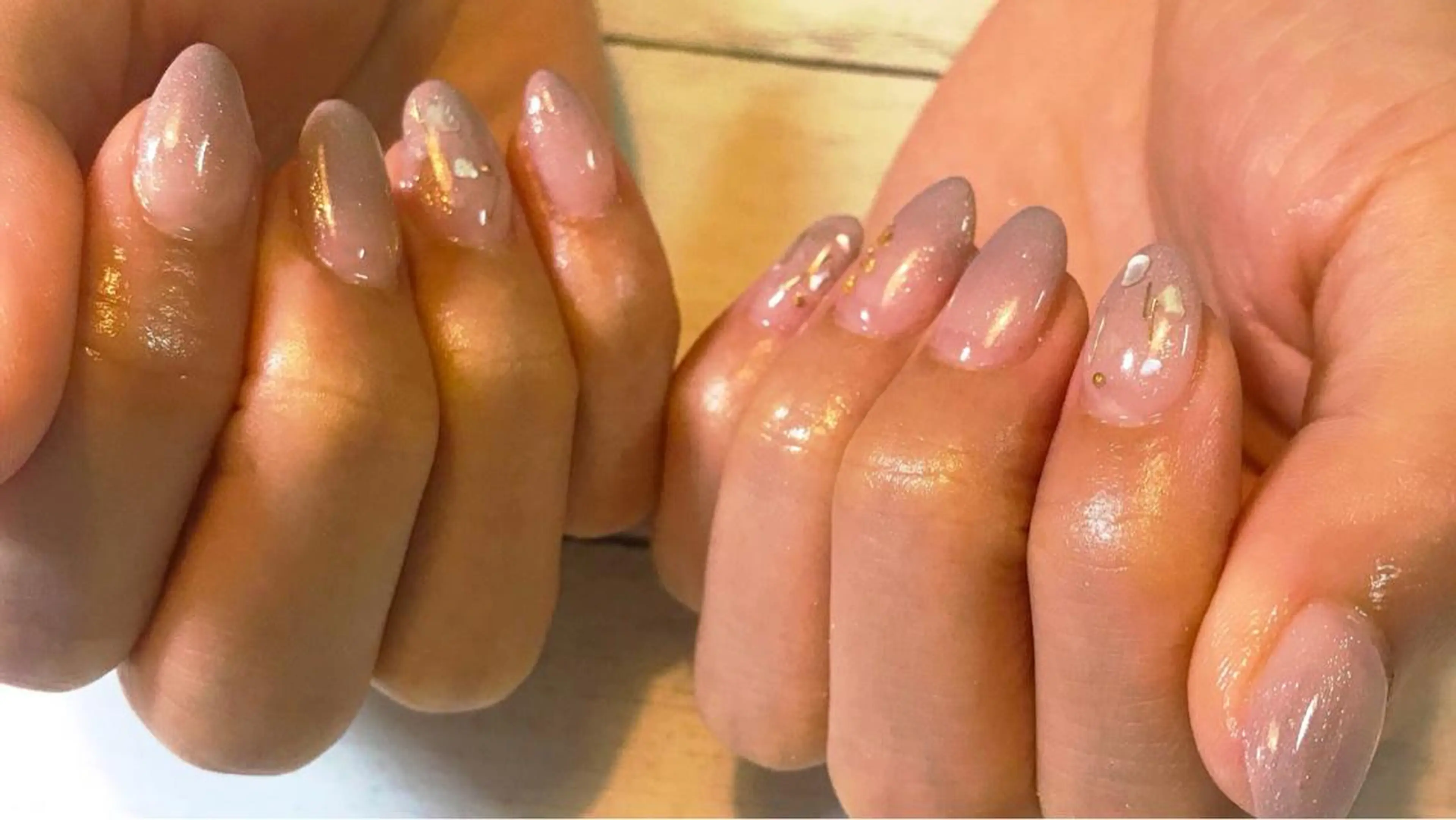 ネイル グラデーション ニュアンスネイル ハンドネイル フットネイル GéRanium Harukaのネイルデザイン