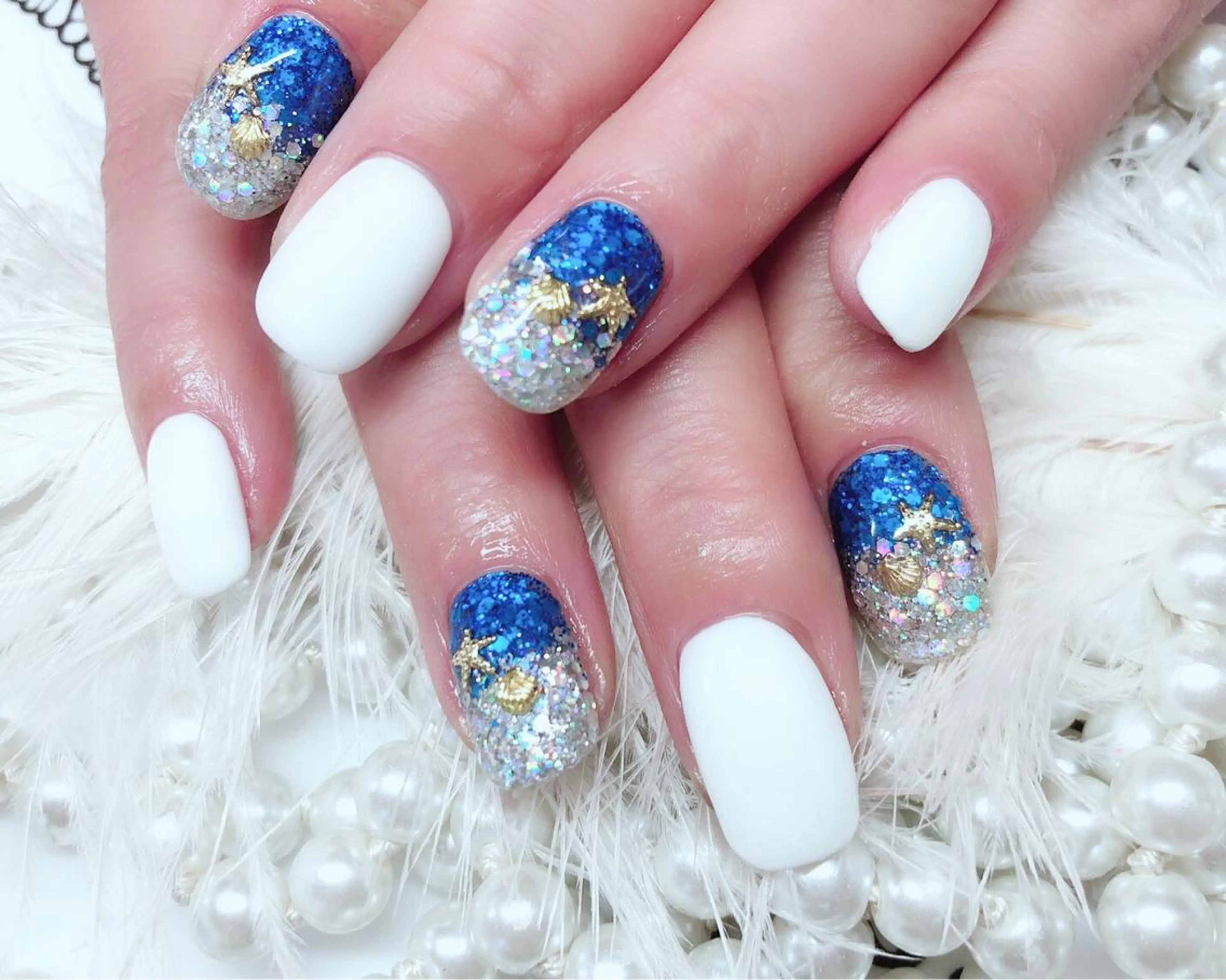 ネイル ハンドネイル マジックミラー所属・マジック ミラーのネイルデザイン