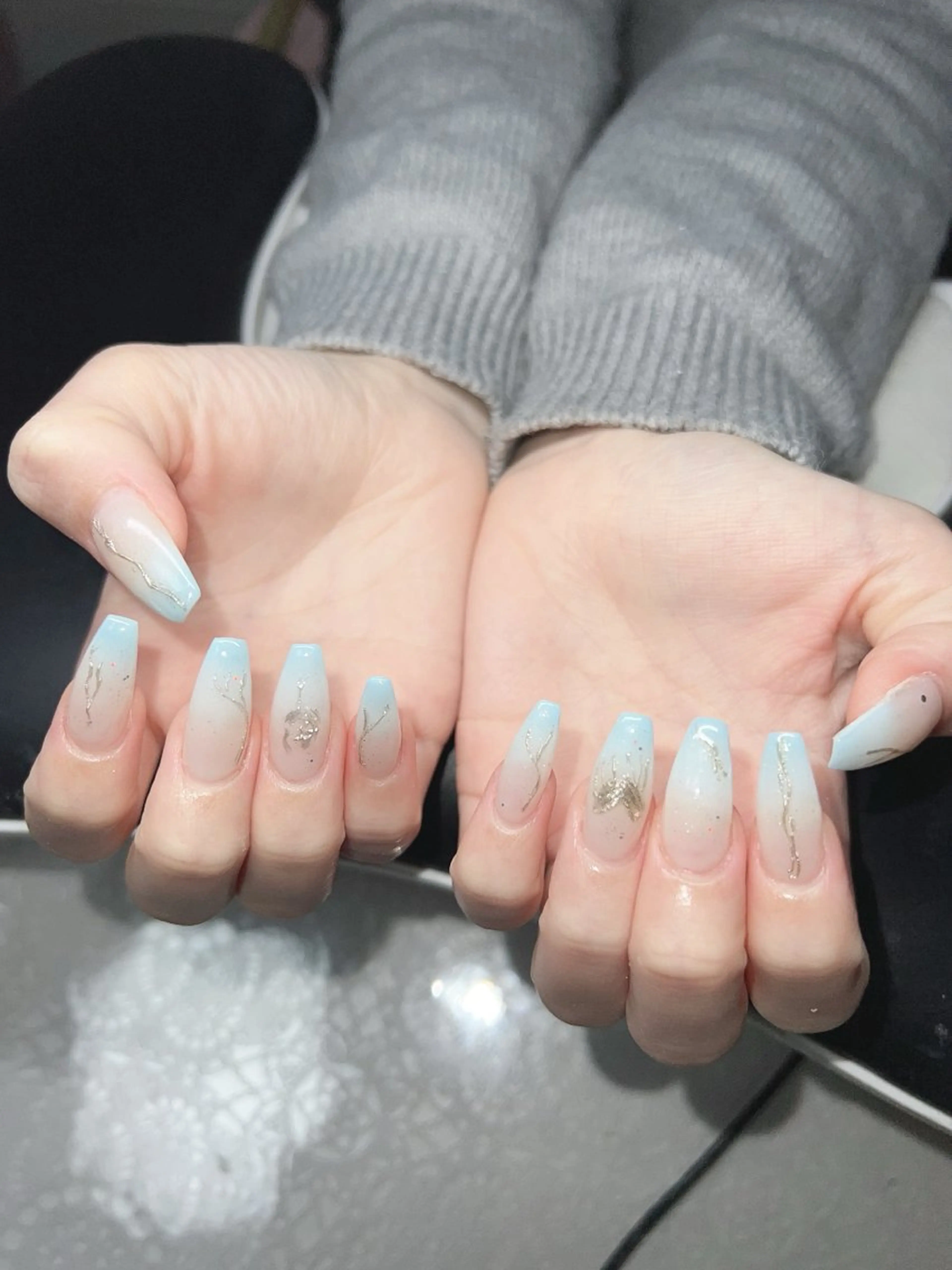 ネイル オーロラネイル チークネイル 長さ出し フットネイル フレンチネイル ハンドネイル Lee Nailsのネイルデザイン