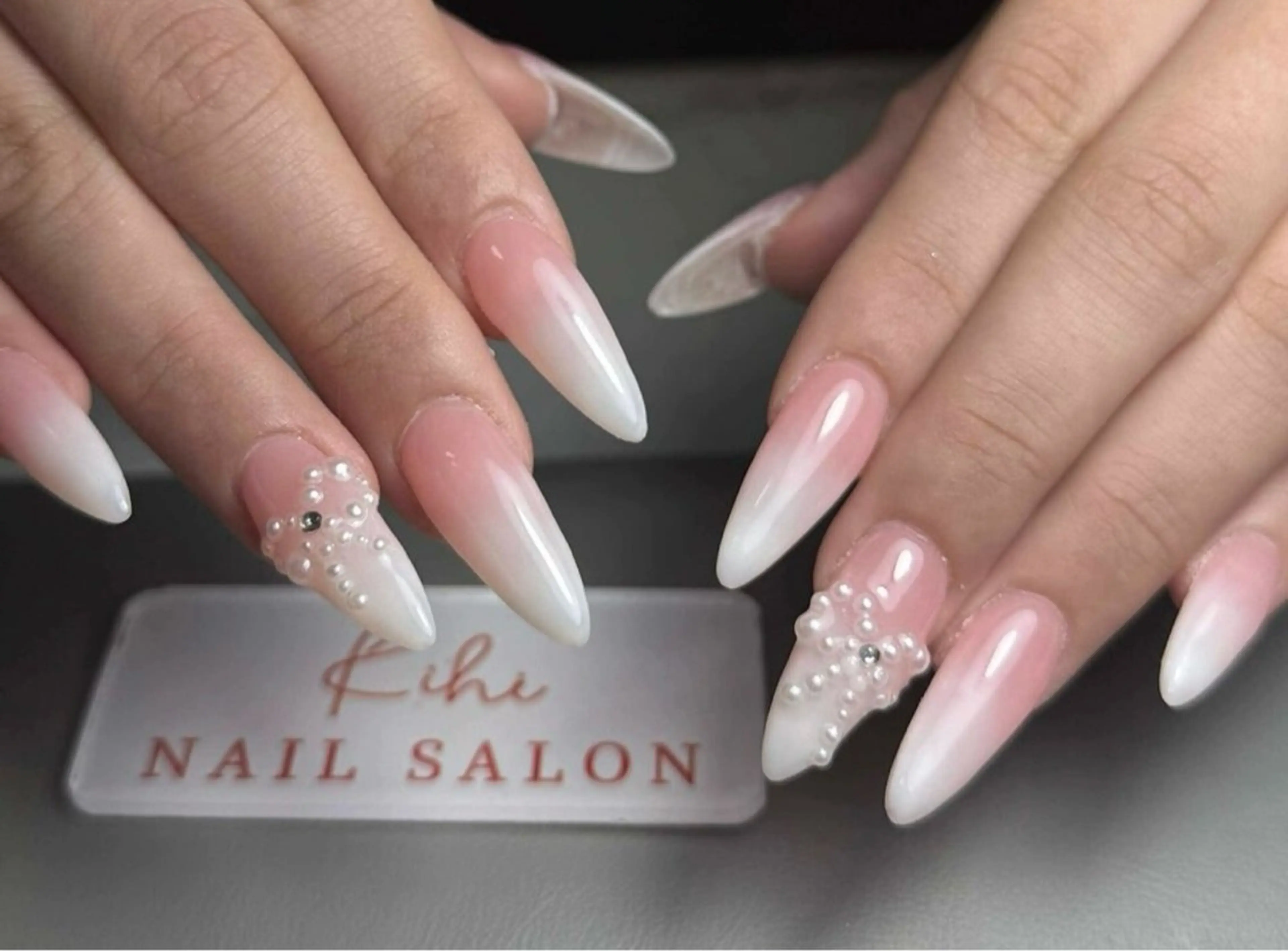 ネイル 清水 ユナのネイルデザイン