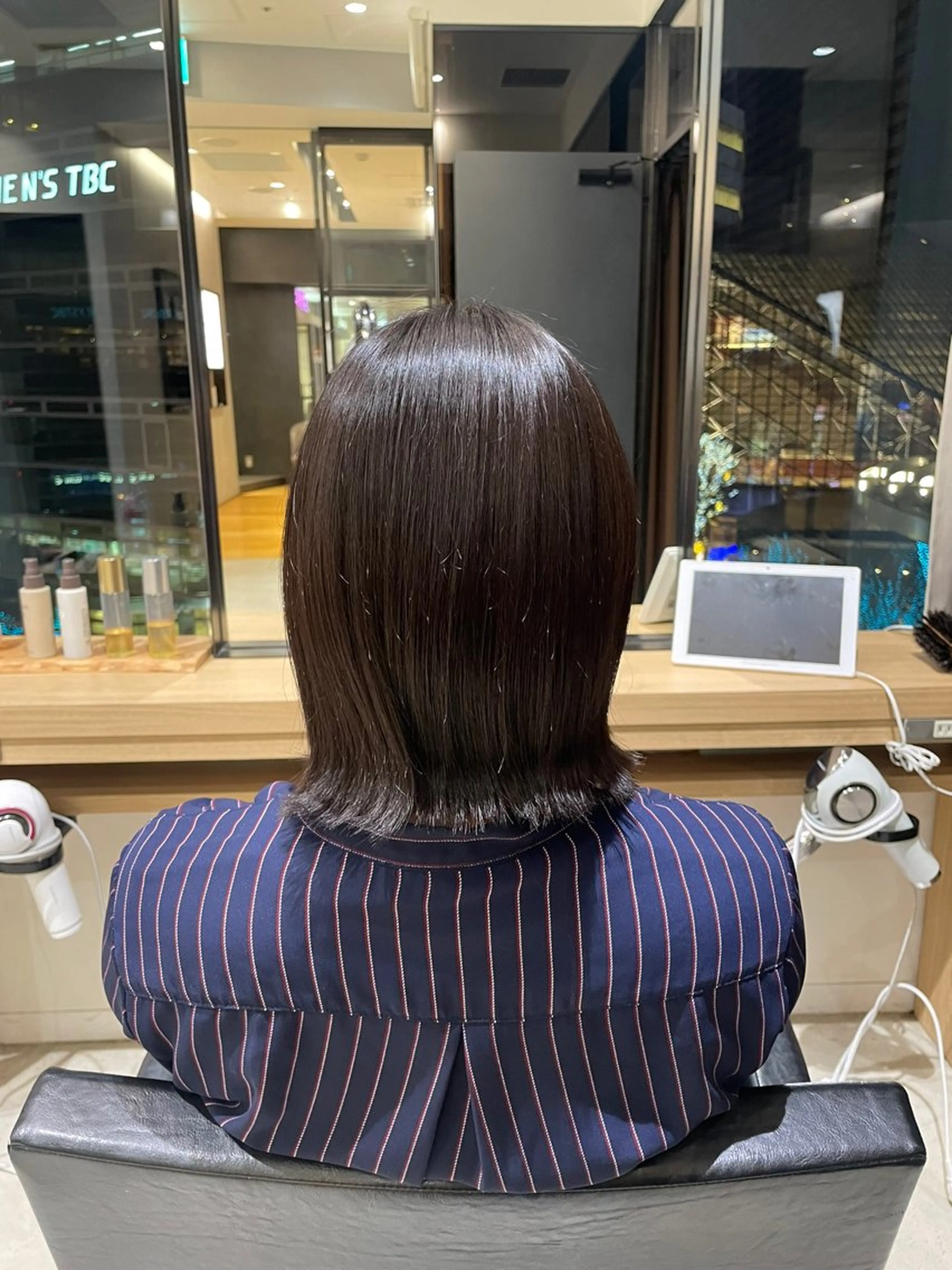 ミディアム 外ハネヘア Agu 西台店 衣莉💫のヘアスタイル