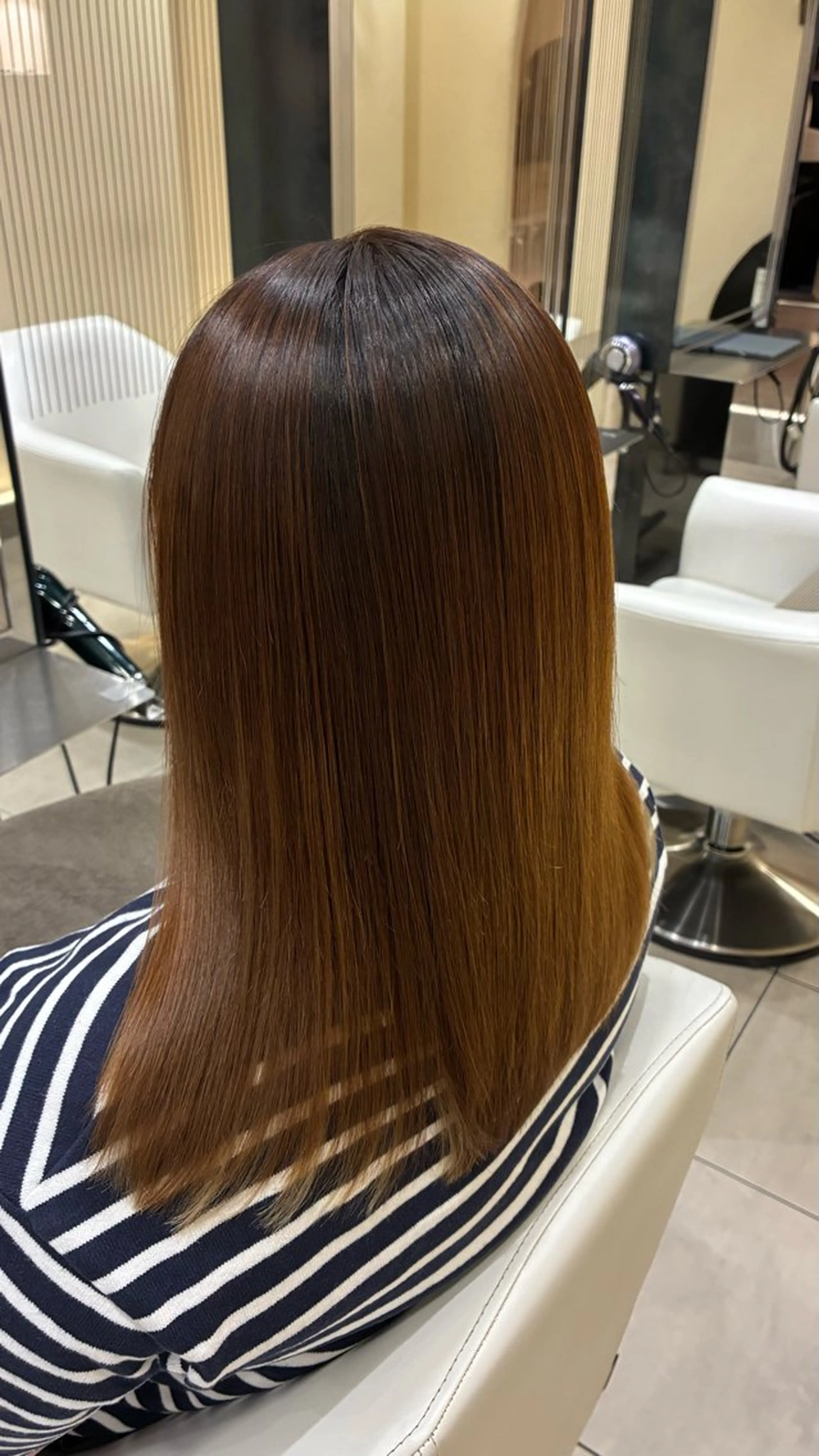 カット+ストレートの写真