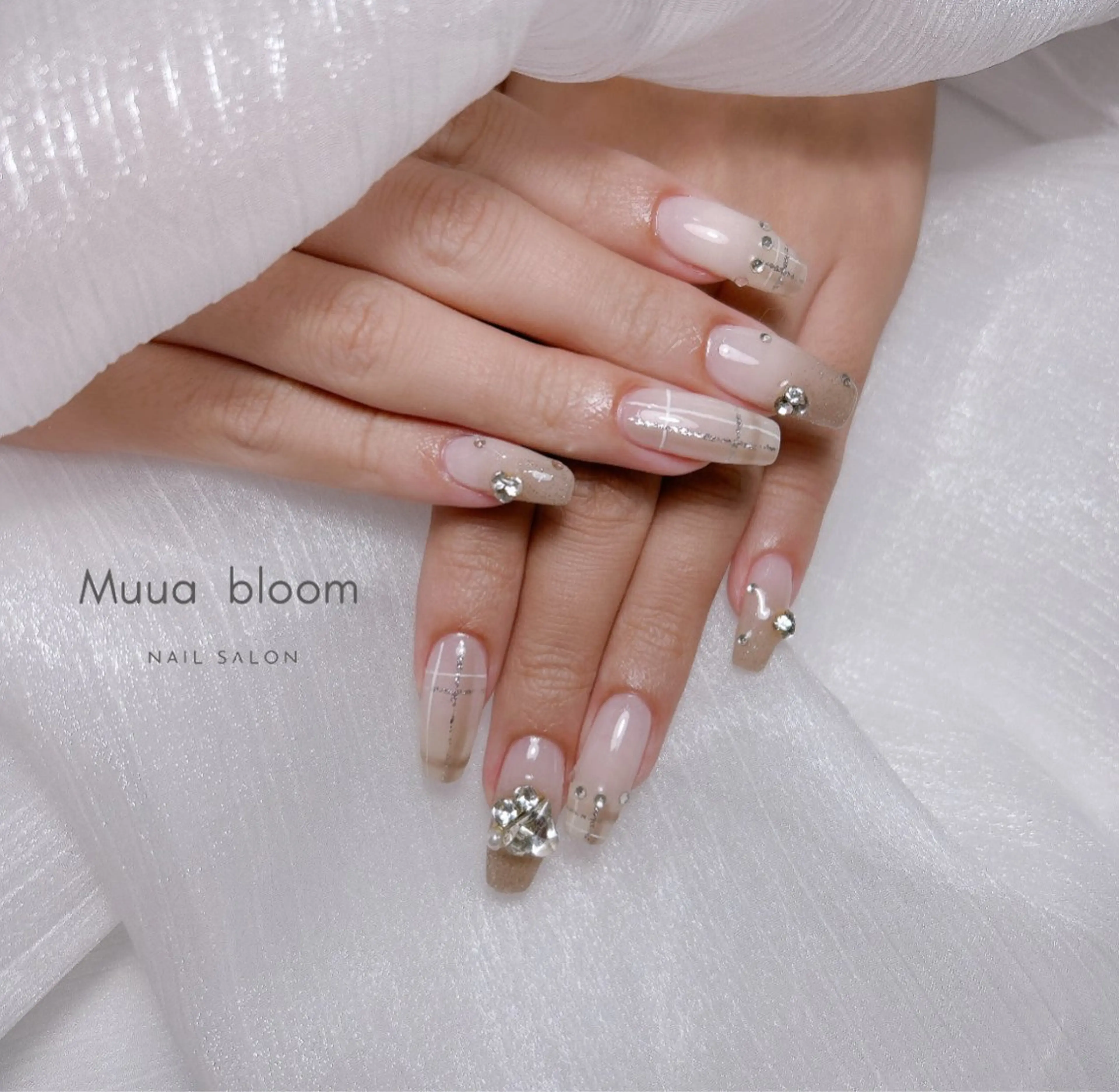 ネイル ハンドネイル Muua bloomのネイルデザイン