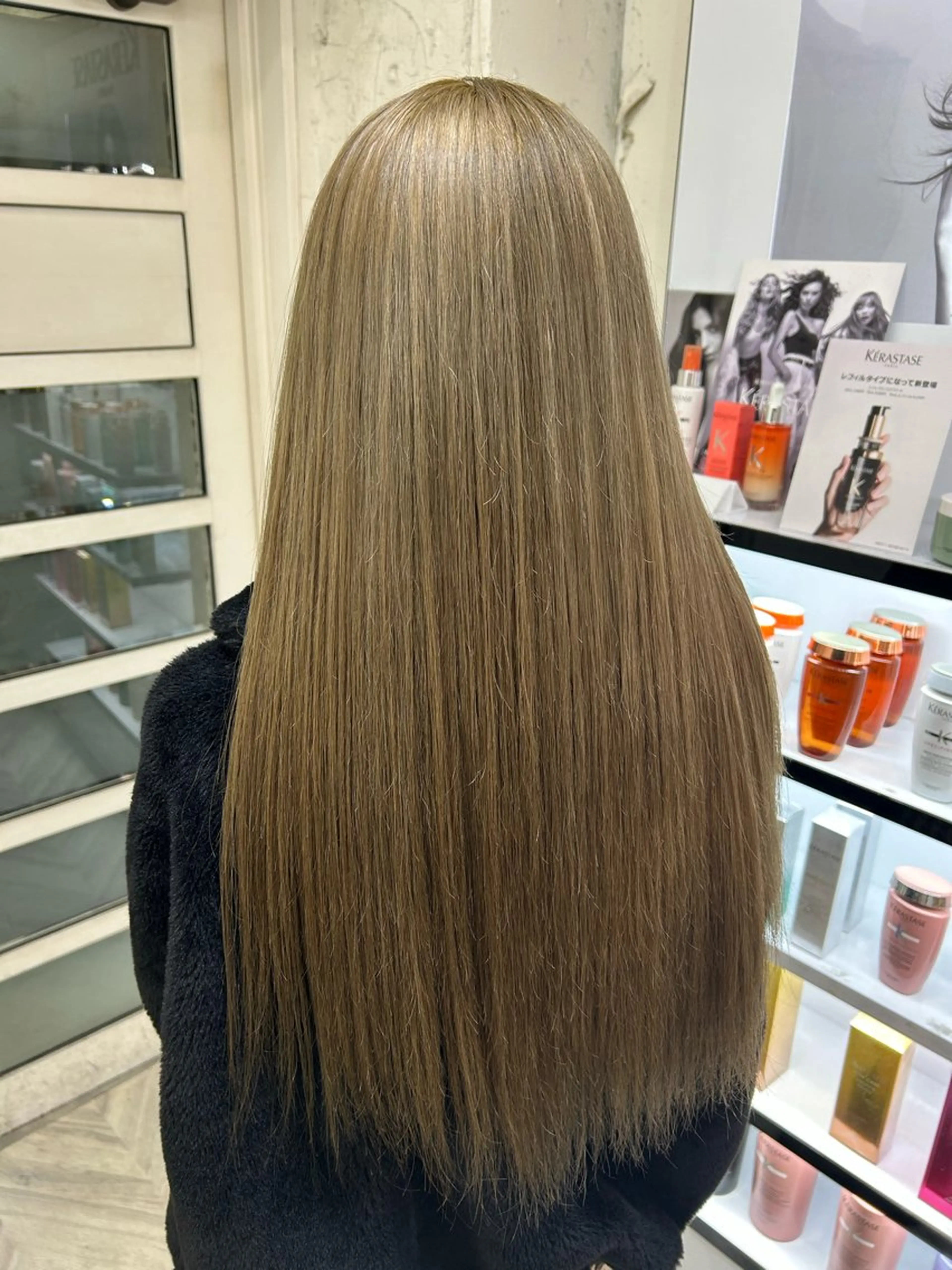 ロング ヘアカラー トリートメント ベルグロー アルファのヘアスタイル