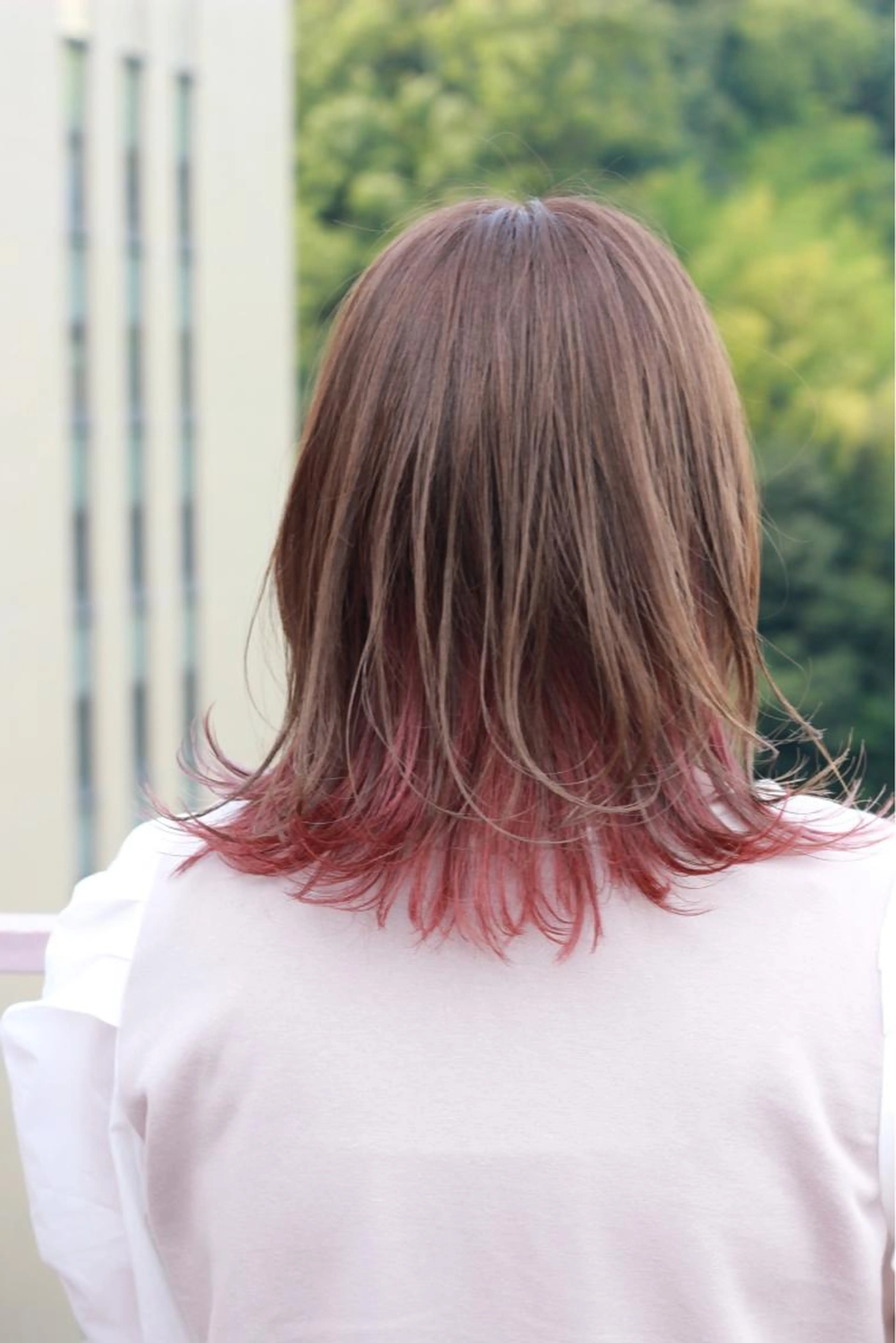 【ダブルカラー】ダブルカラー（インナーカラー　イヤリングカラー　ハイライト　グラデーションカラー）カット＋¥2500の写真