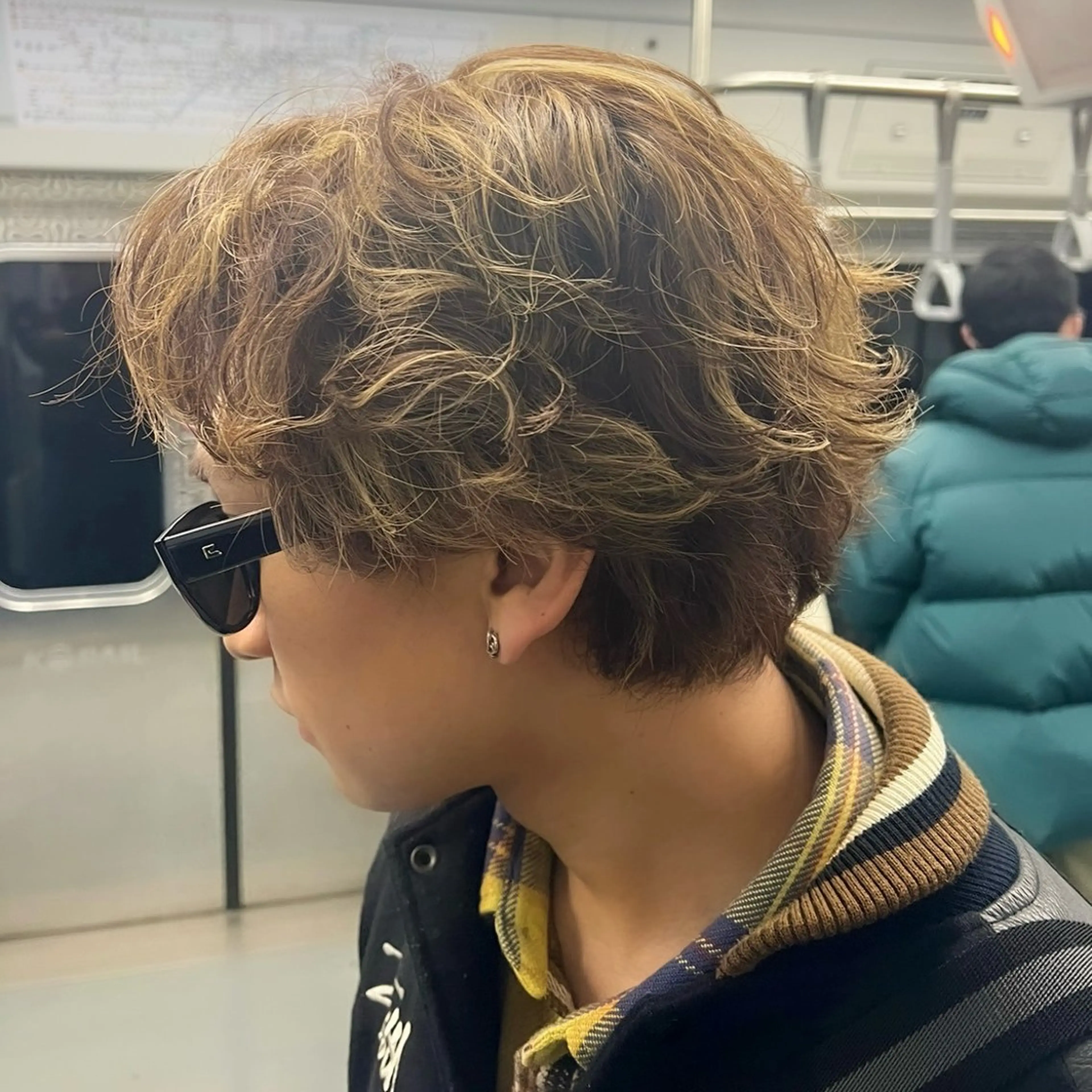 カラー メンズ メンズハイライト メンズメッシュ ハイライトカラー メッシュ モデル募集🤍 mionのヘアスタイル