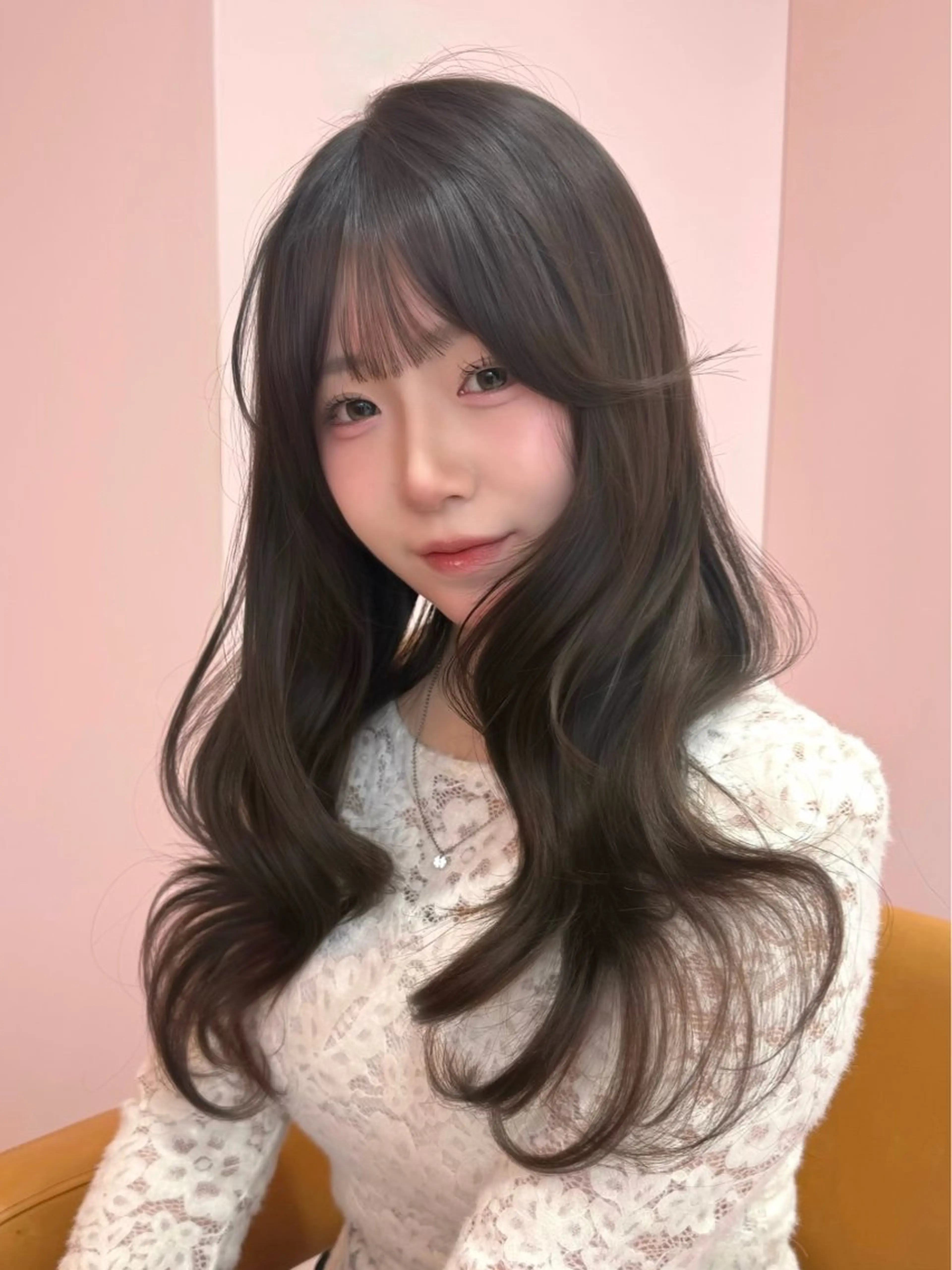 セミロング カラー ベージュカラー ブリーチ ブラウンカラー チョコレートブラウン 透明感カラー カット ヘアカラー トリートメント 渋谷/韓国ヘア/ 顔まわり♡Ayakaのヘアスタイル